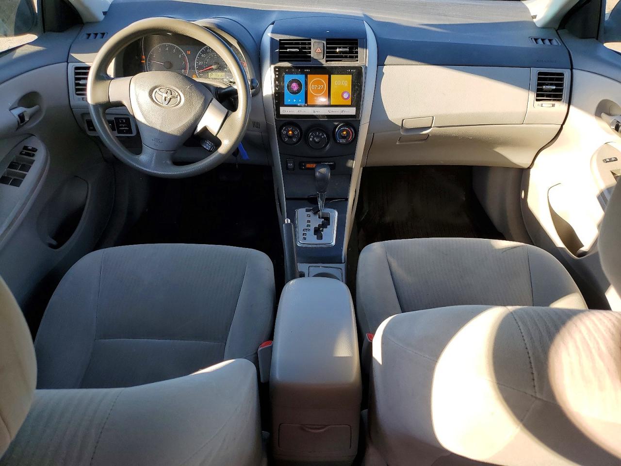 2010 Toyota Corolla Le Gray vin: 2T1BU4EE4AC300009