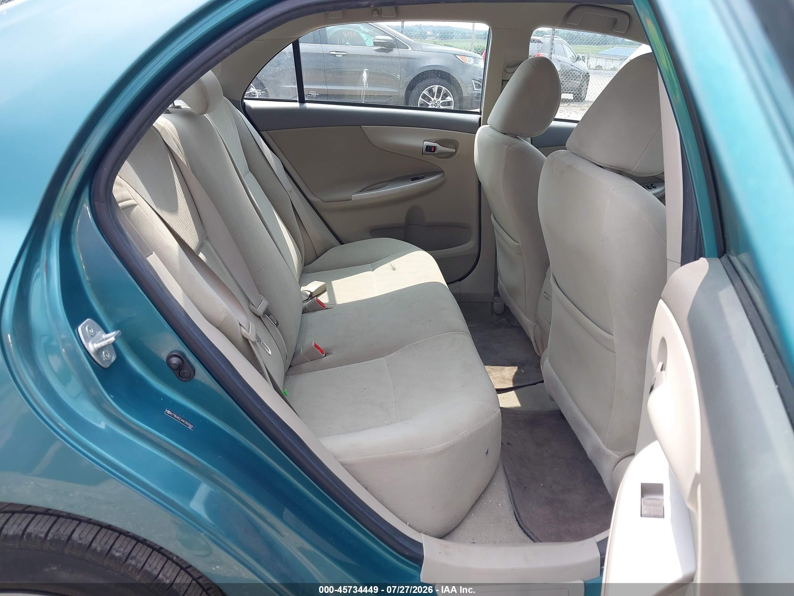 2010 Toyota Corolla Le Turquoise vin: 2T1BU4EE4AC302049