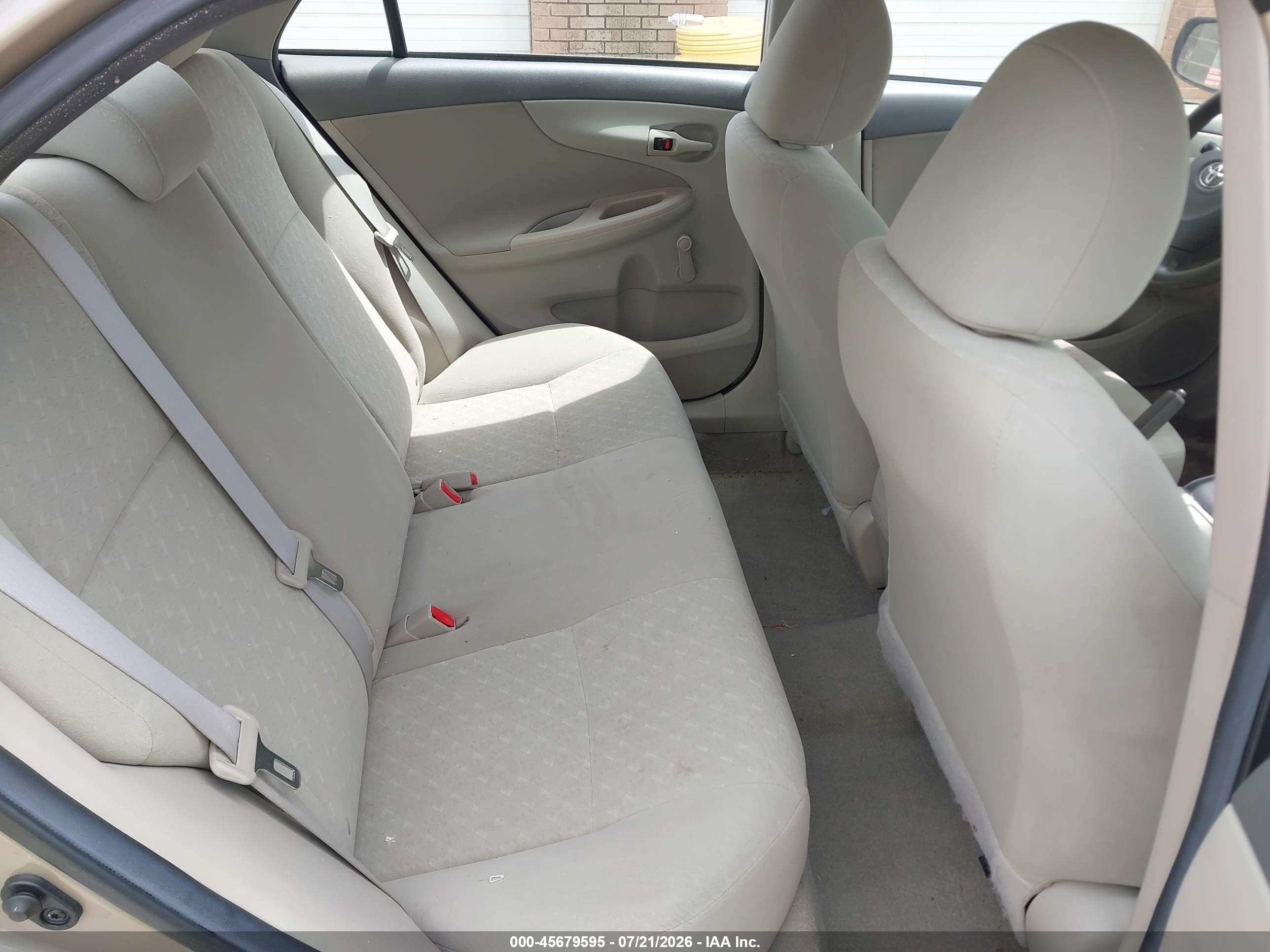 2010 Toyota Corolla Tan vin: 2T1BU4EE4AC314654