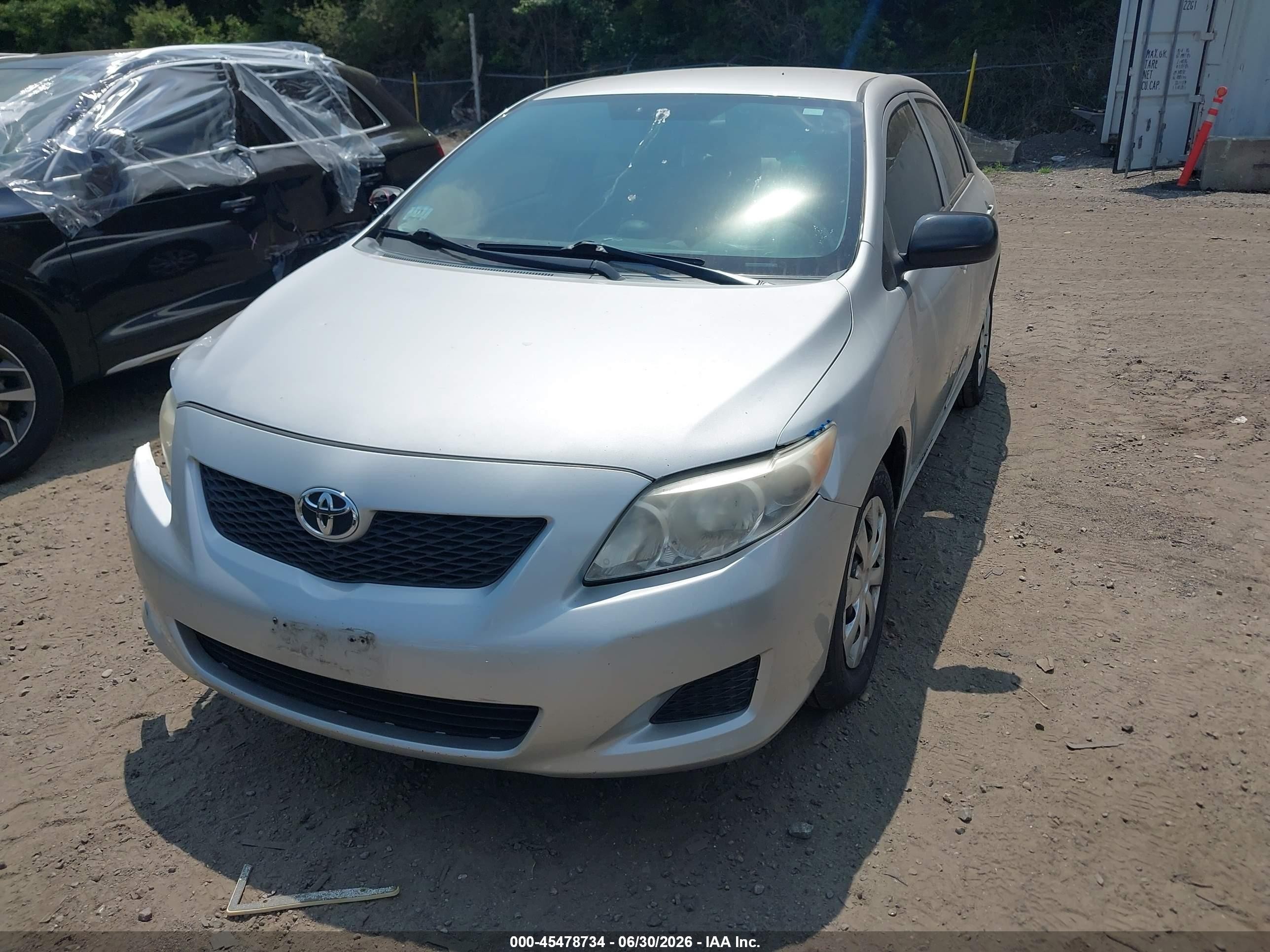 2010 Toyota Corolla   Silver vin: 2T1BU4EE4AC314699