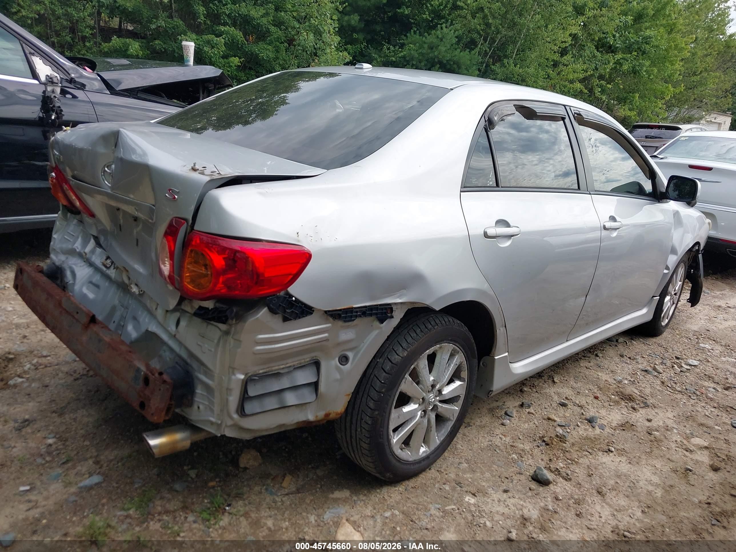2010 Toyota Corolla S Silver vin: 2T1BU4EE4AC321751