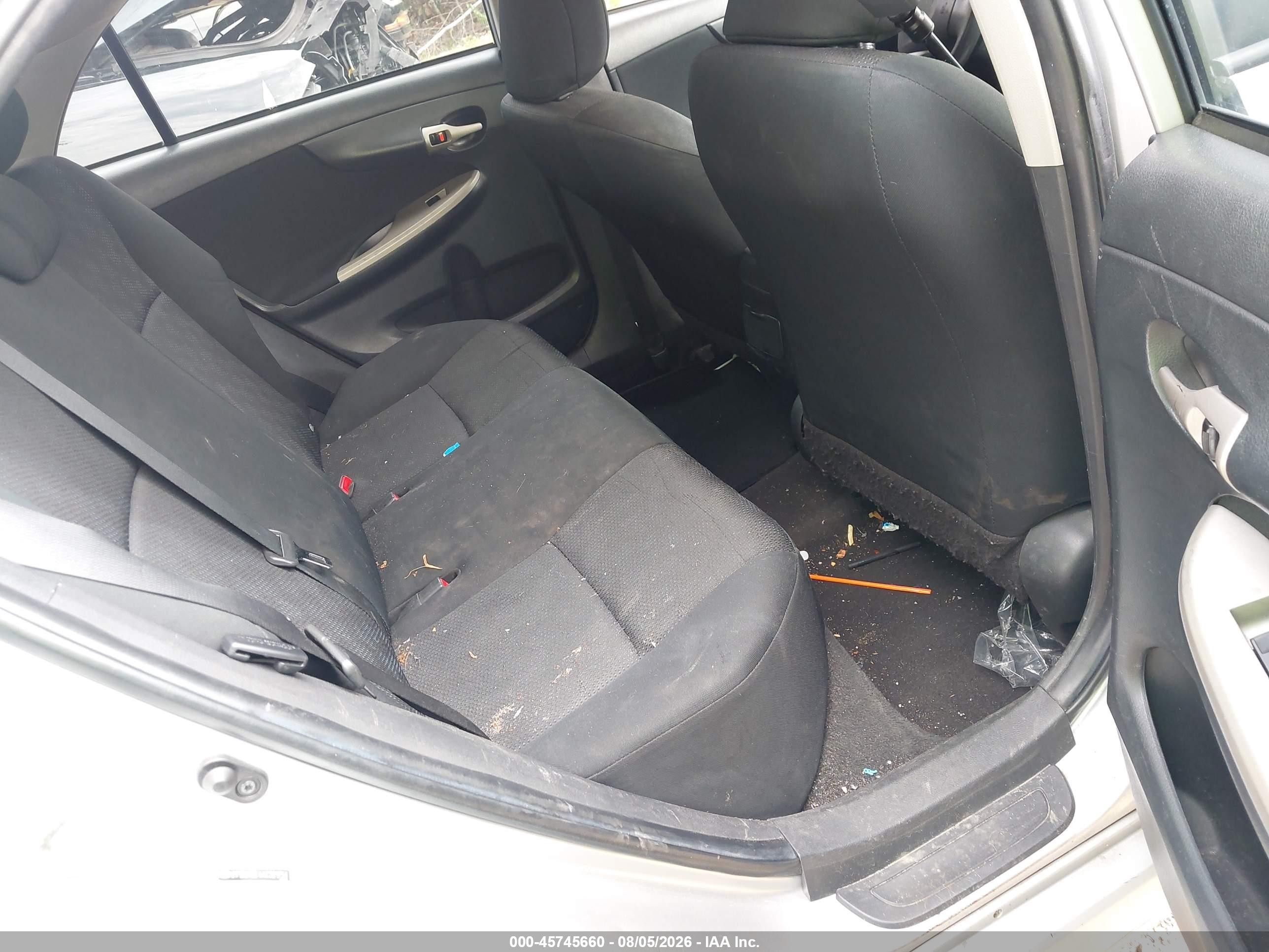 2010 Toyota Corolla S Silver vin: 2T1BU4EE4AC321751