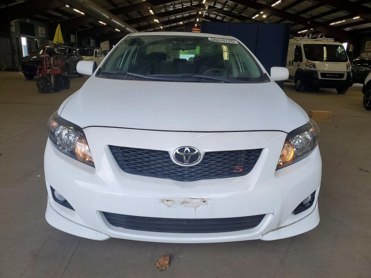 2010 Toyota Corolla S White vin: 2T1BU4EE4AC331812