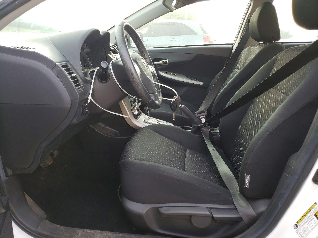 2010 Toyota Corolla S White vin: 2T1BU4EE4AC331812