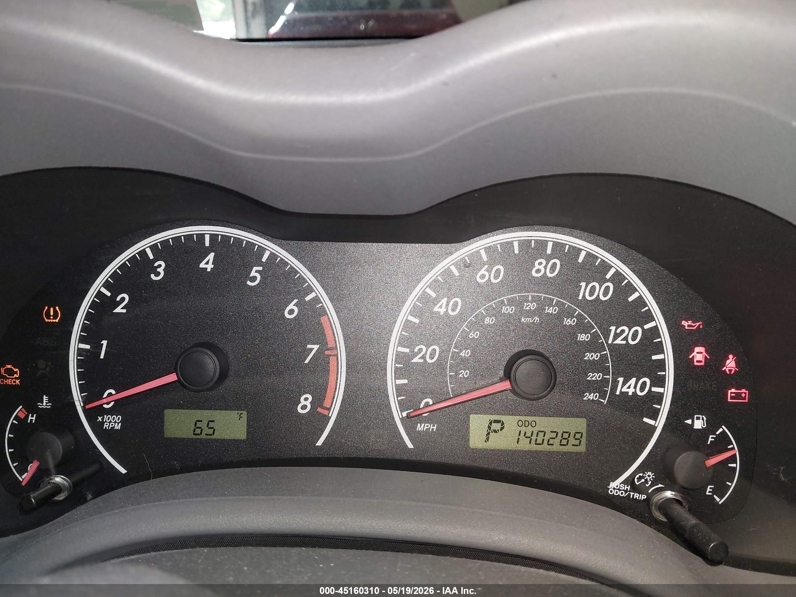 2010 Toyota Corolla Le Red vin: 2T1BU4EE4AC355754
