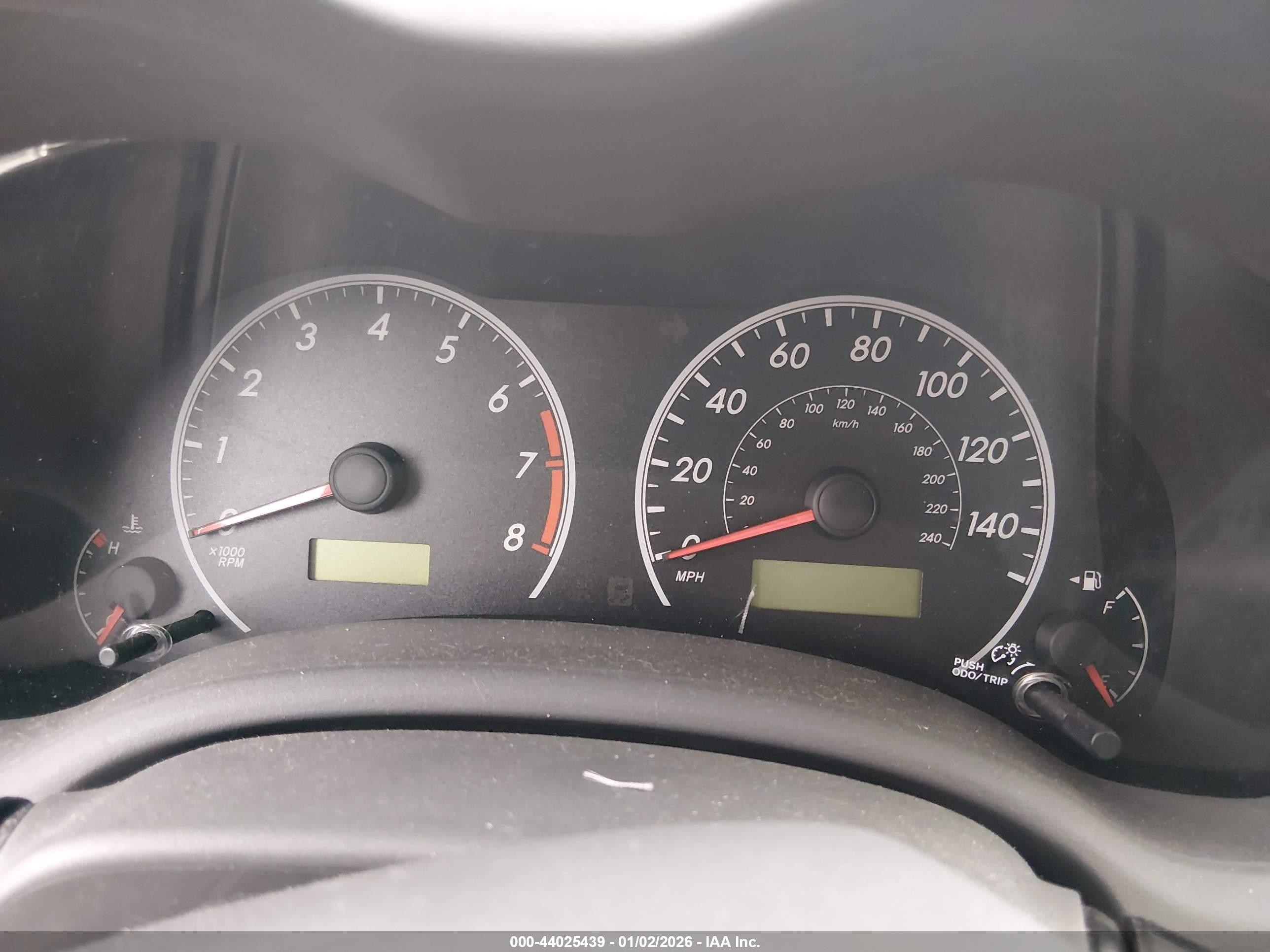 2010 Toyota Corolla Le Silver vin: 2T1BU4EE4AC361456