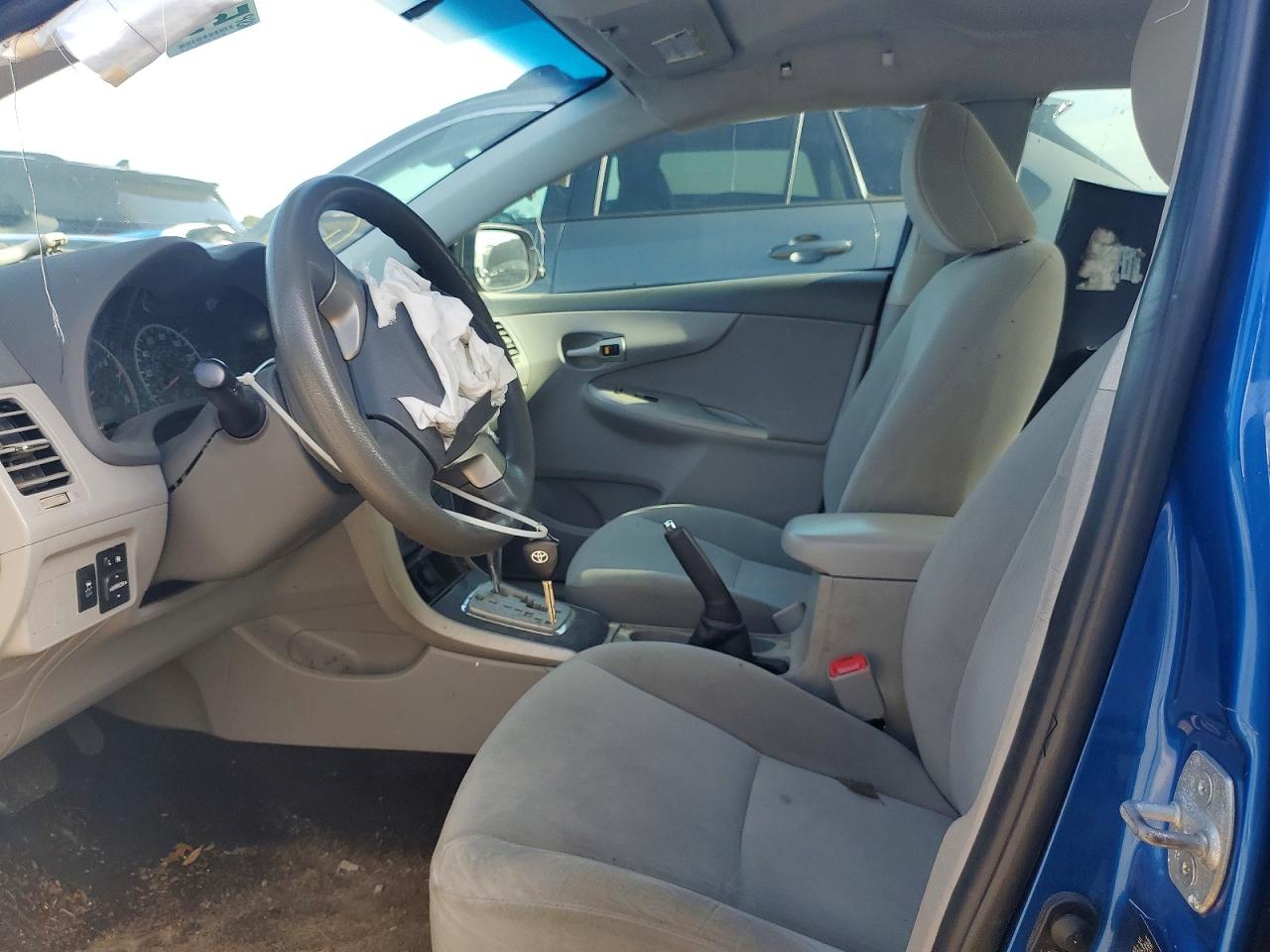 2010 Toyota Corolla Le Blue vin: 2T1BU4EE4AC383568