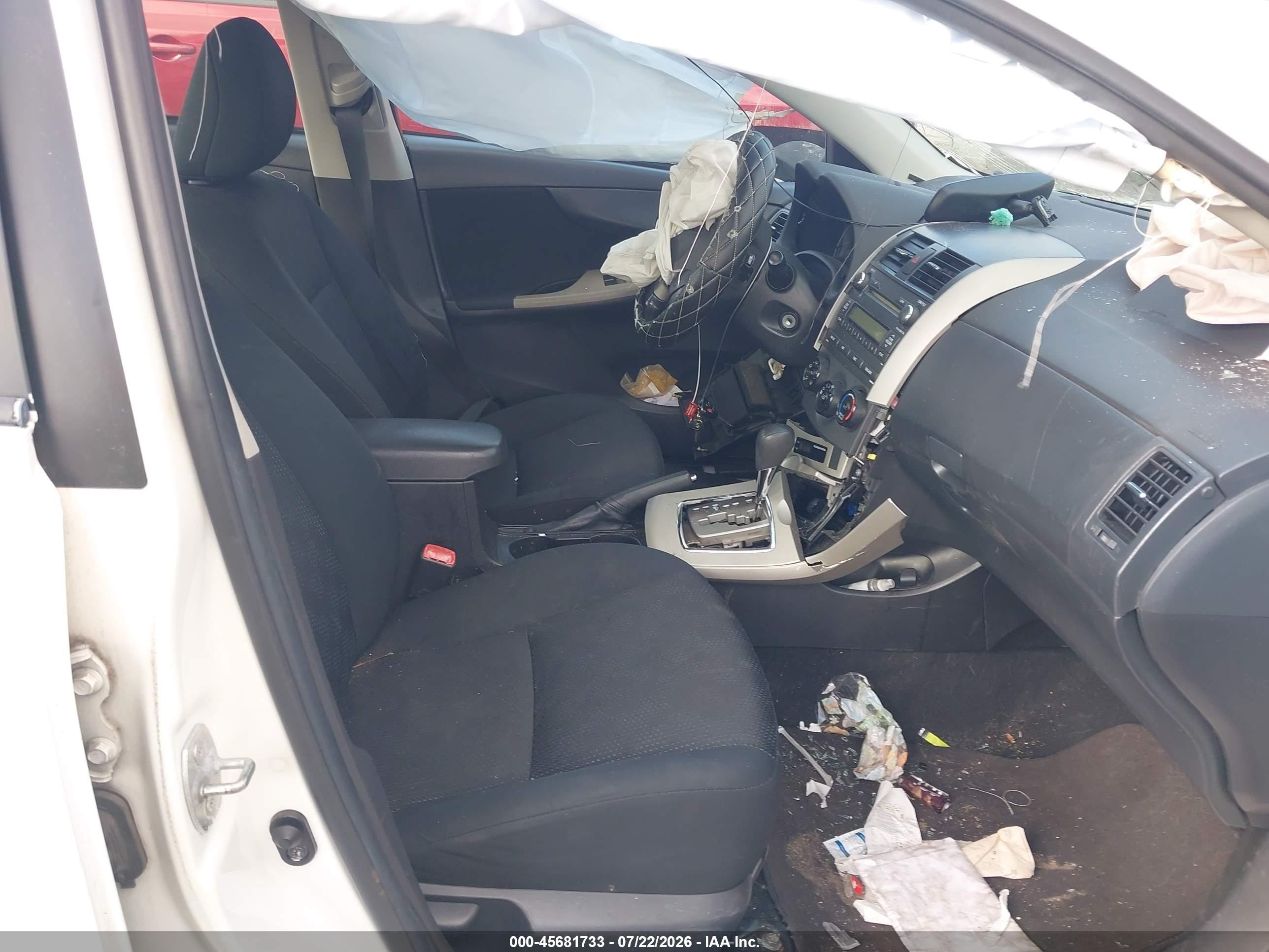 2010 Toyota Corolla S White vin: 2T1BU4EE4AC384087