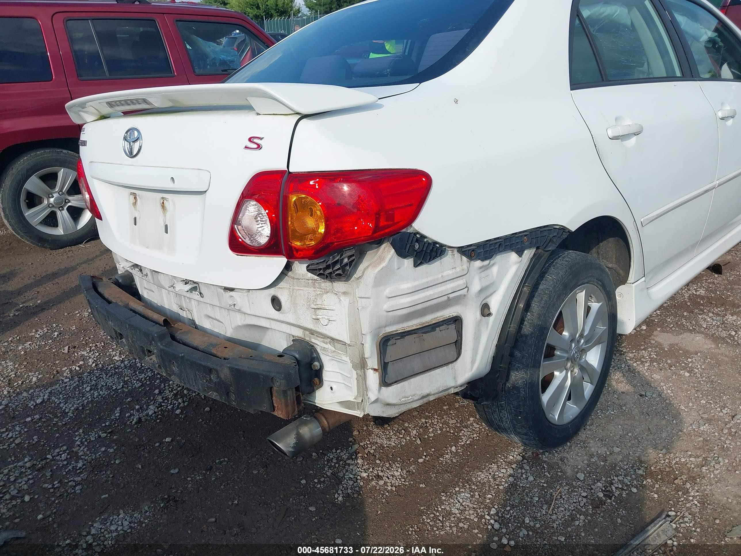 2010 Toyota Corolla S White vin: 2T1BU4EE4AC384087