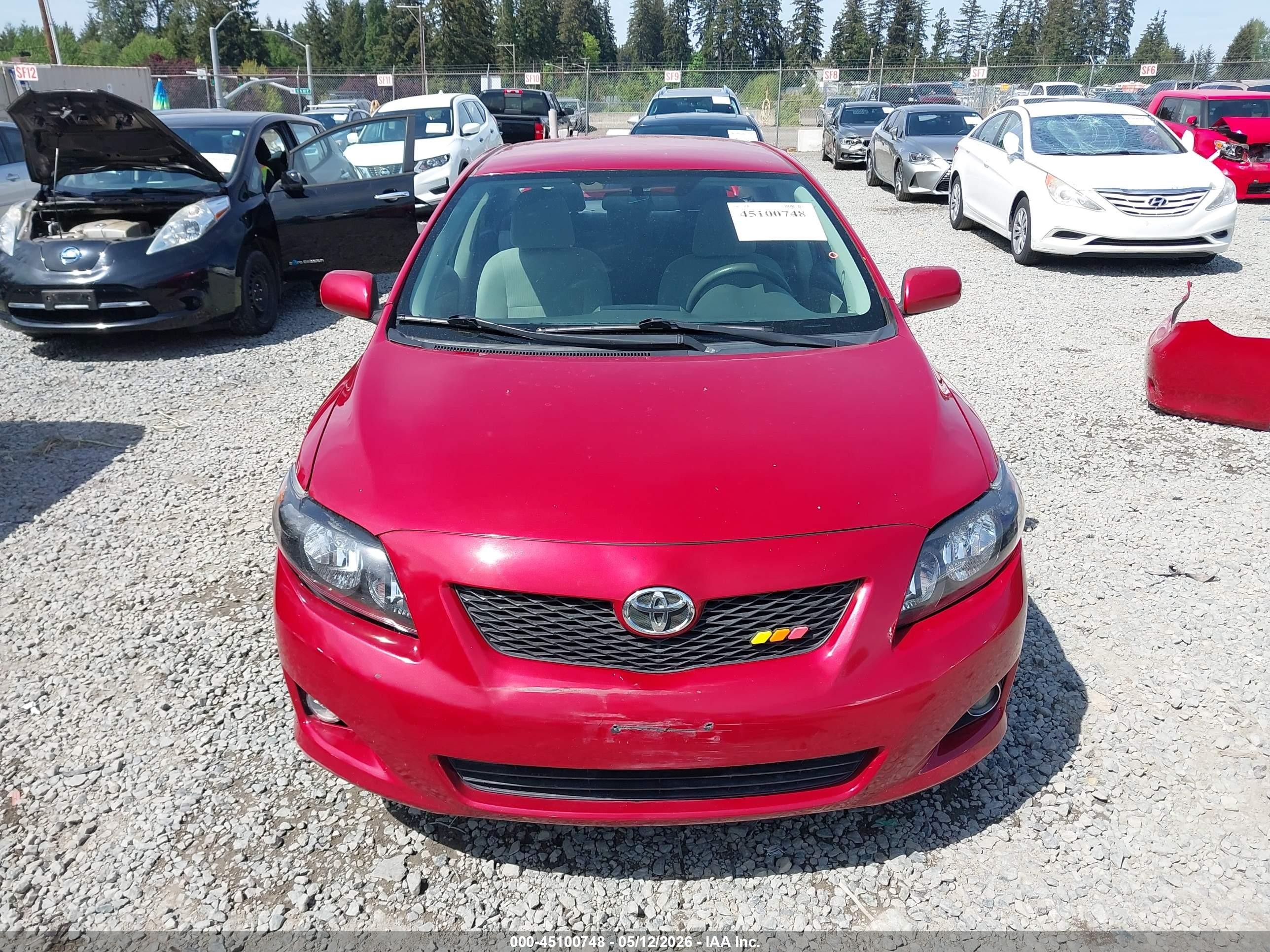 2010 Toyota Corolla Le Red vin: 2T1BU4EE4AC400806