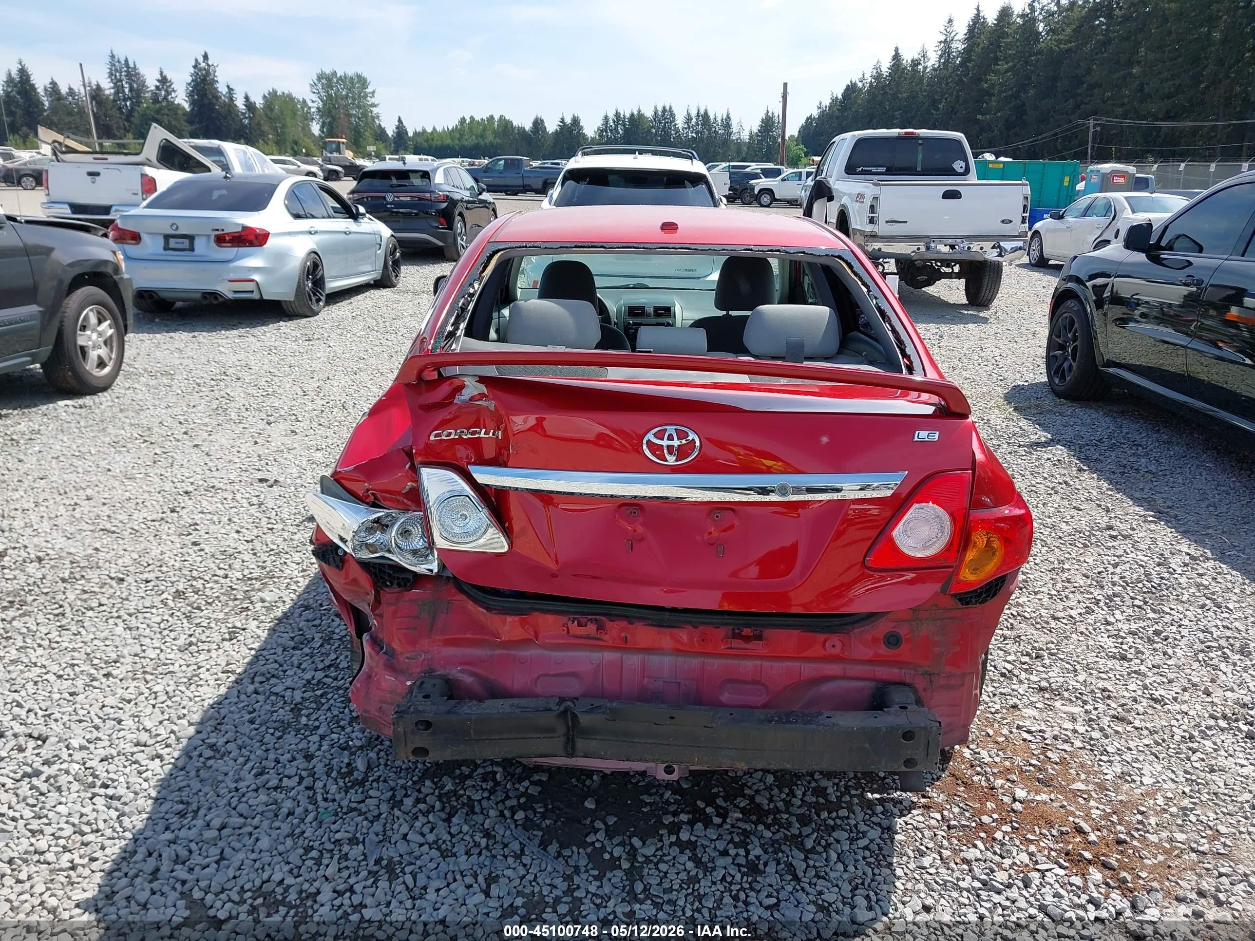 2010 Toyota Corolla Le Red vin: 2T1BU4EE4AC400806