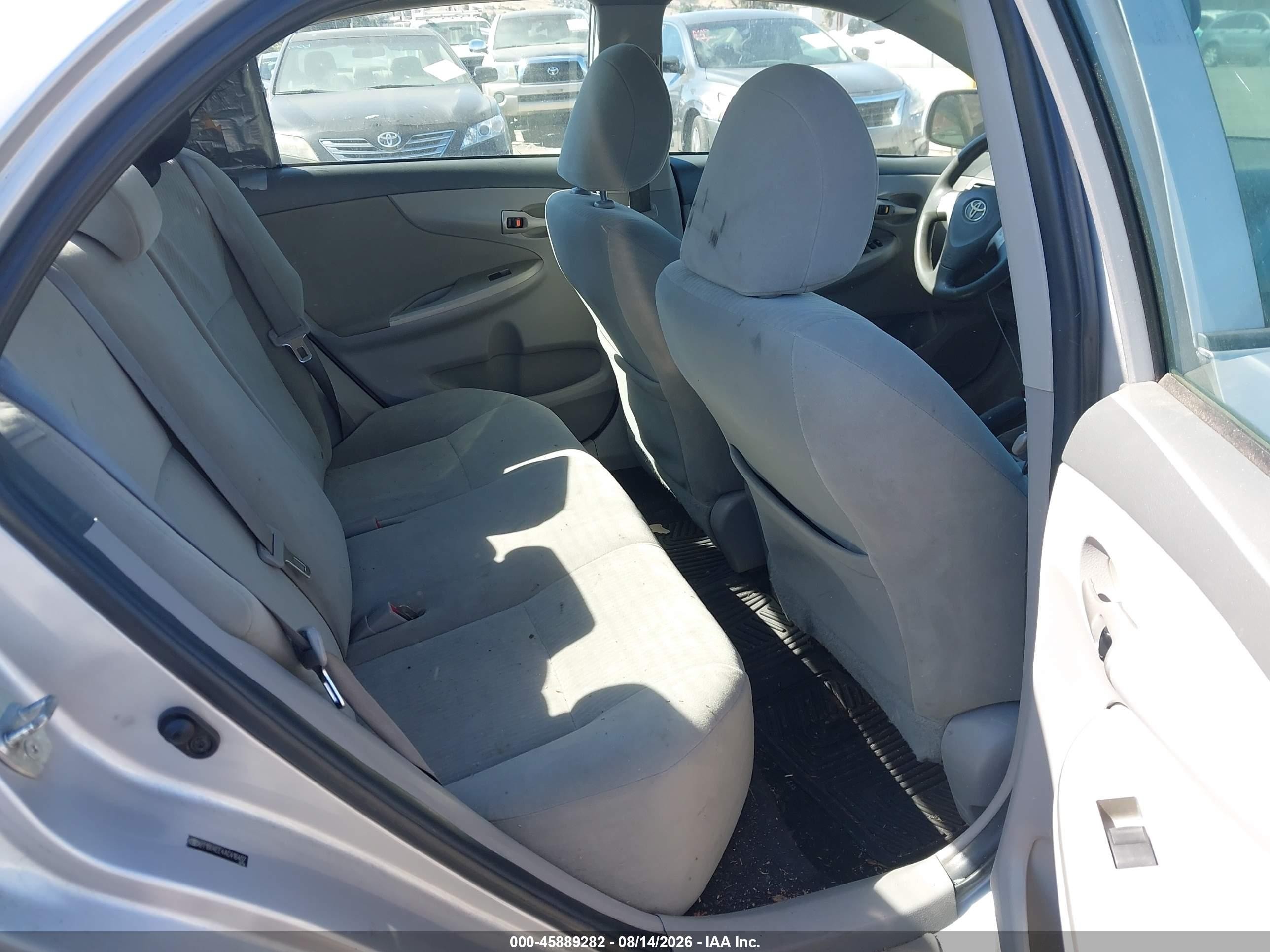 2010 Toyota Corolla Le Gray vin: 2T1BU4EE4AC416407