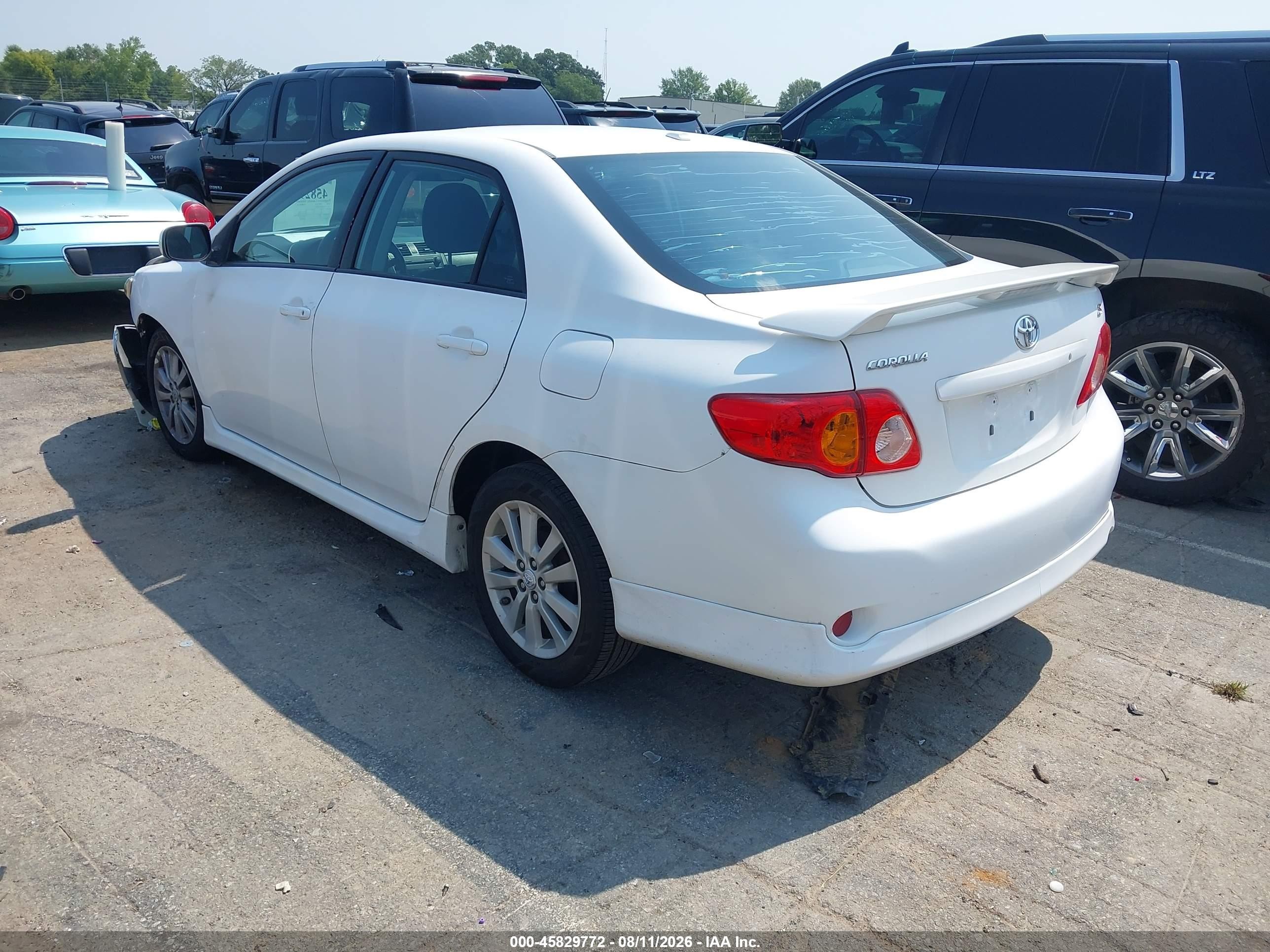 2010 Toyota Corolla S Белый vin: 2T1BU4EE4AC457555