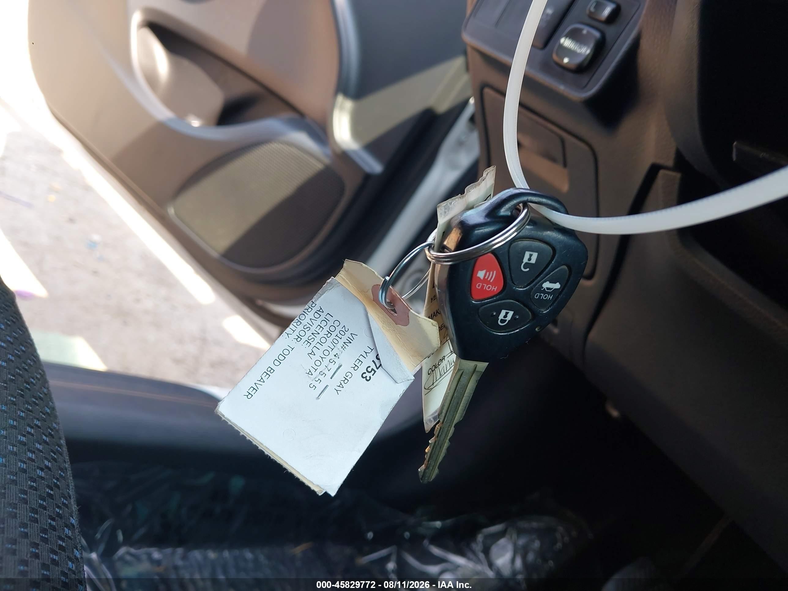 2010 Toyota Corolla S Белый vin: 2T1BU4EE4AC457555