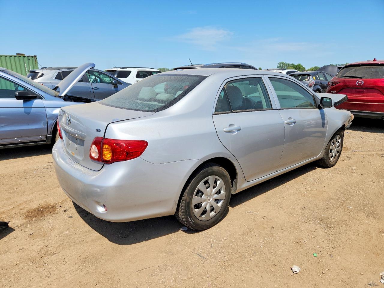 2010 Toyota Corolla Le Silver vin: 2T1BU4EE4AC461766