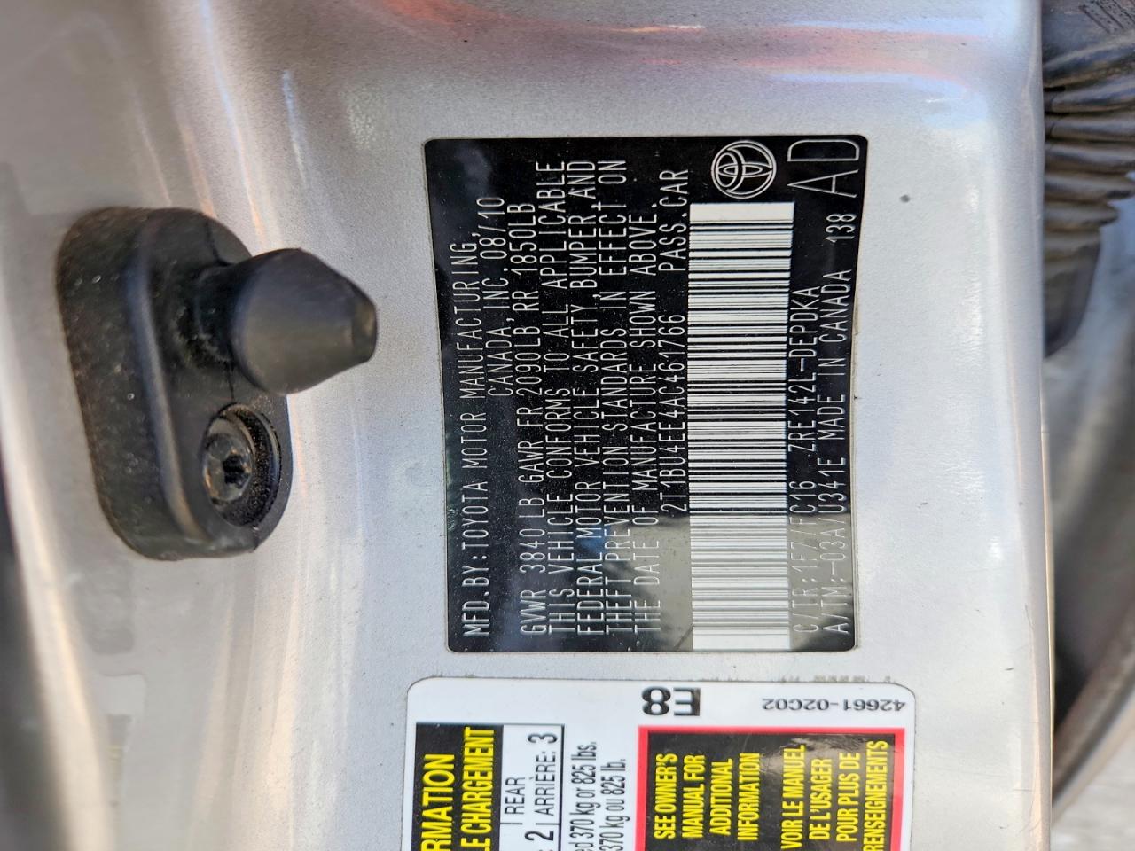 2010 Toyota Corolla Le Silver vin: 2T1BU4EE4AC461766