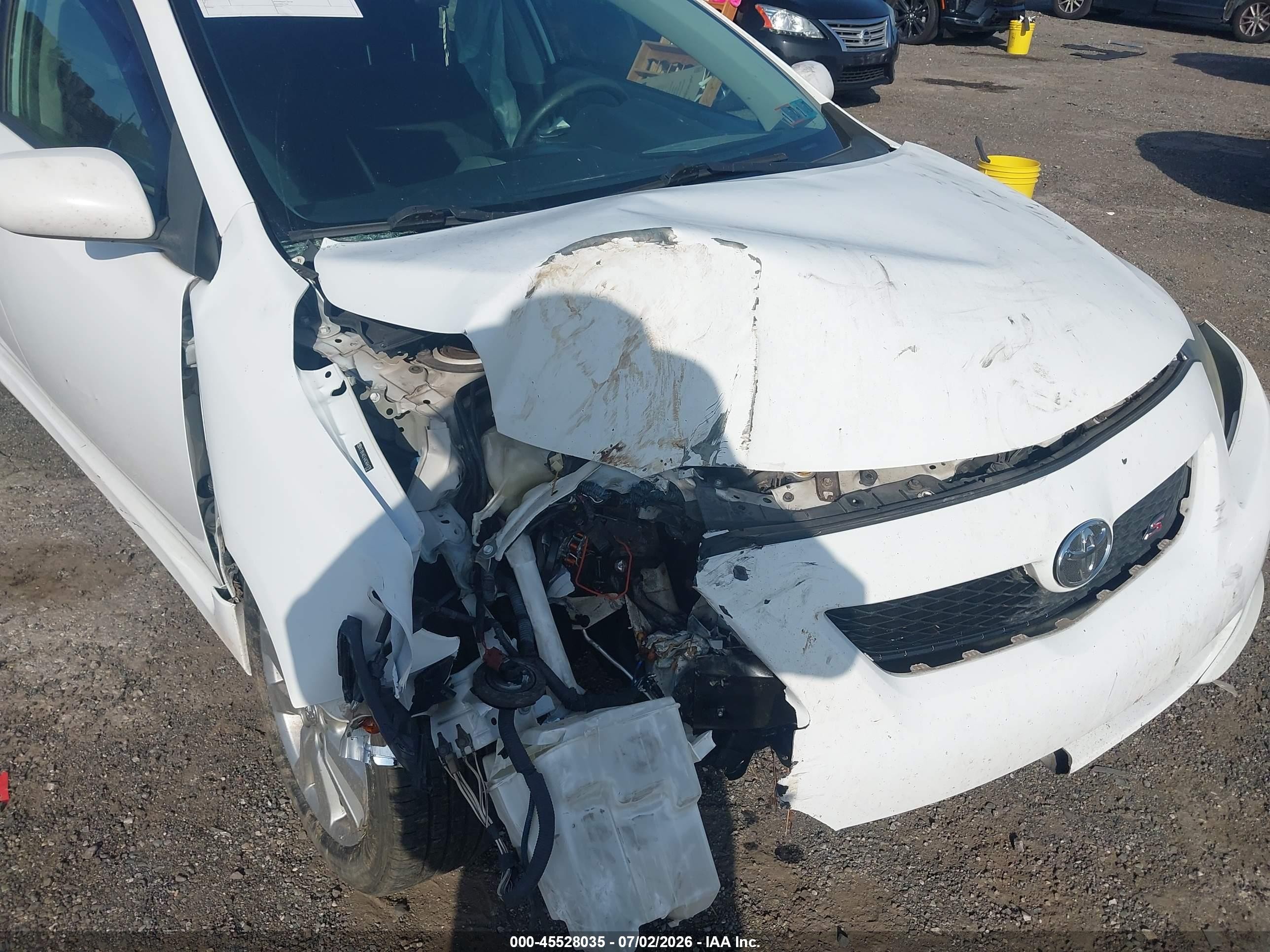 2010 Toyota Corolla S White vin: 2T1BU4EE4AC464179