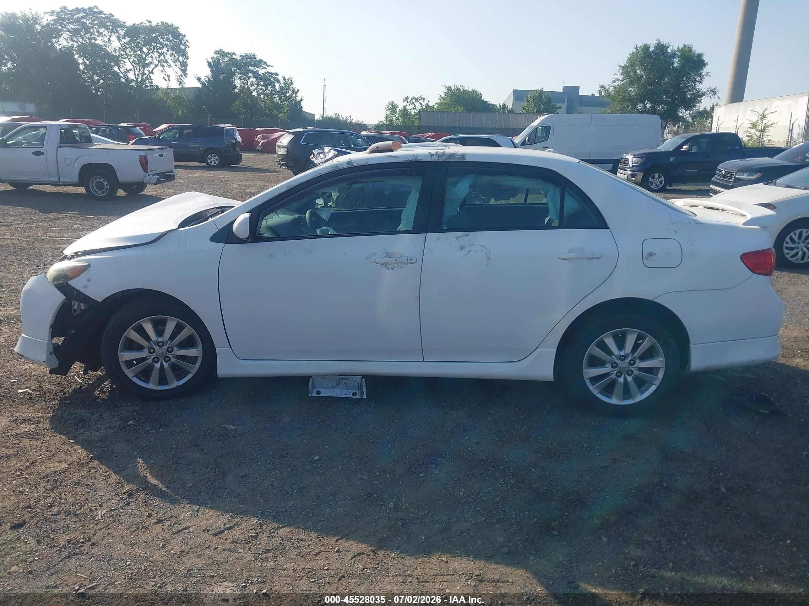2010 Toyota Corolla S White vin: 2T1BU4EE4AC464179