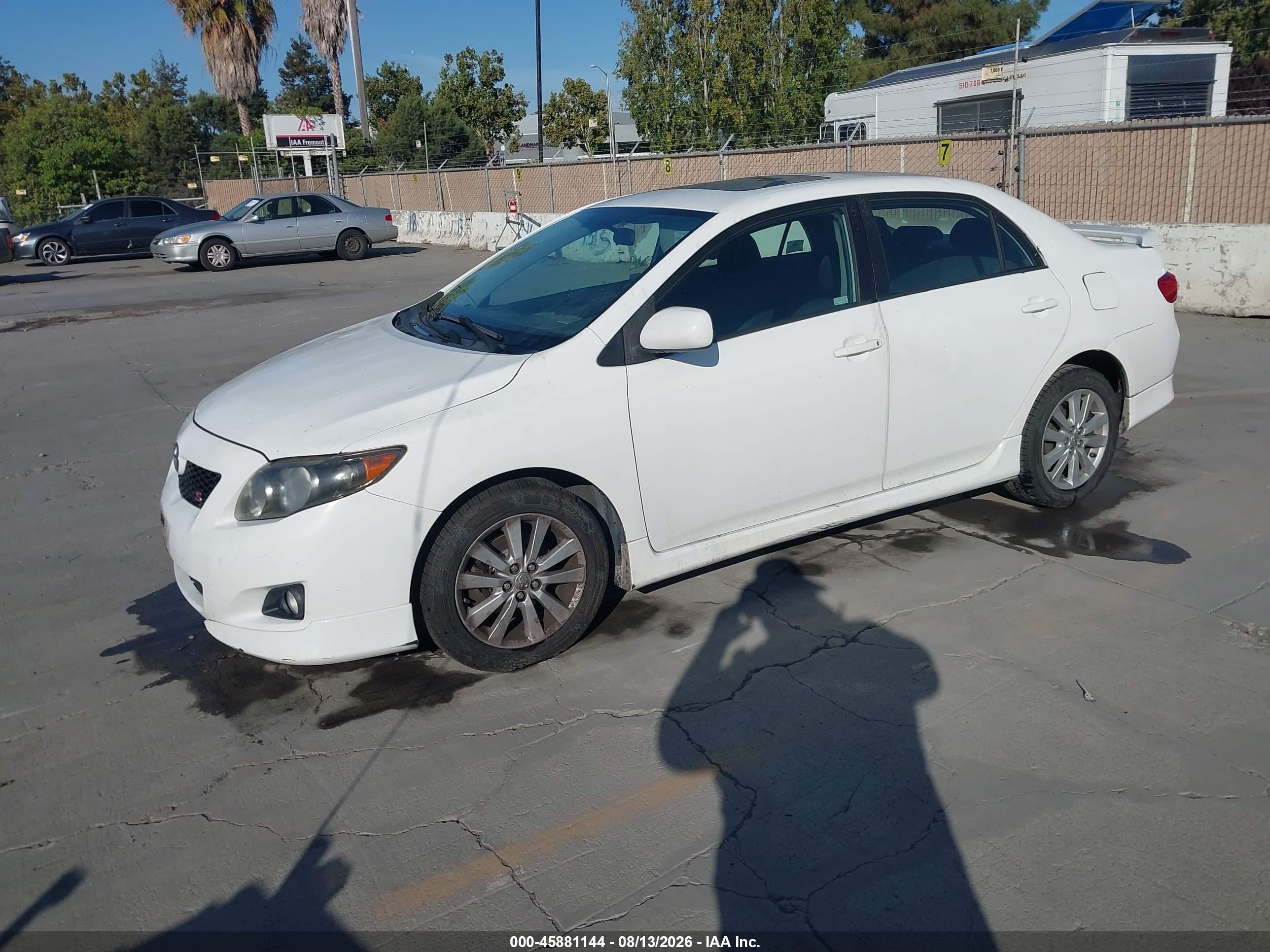 2010 Toyota Corolla S White vin: 2T1BU4EE4AC467373