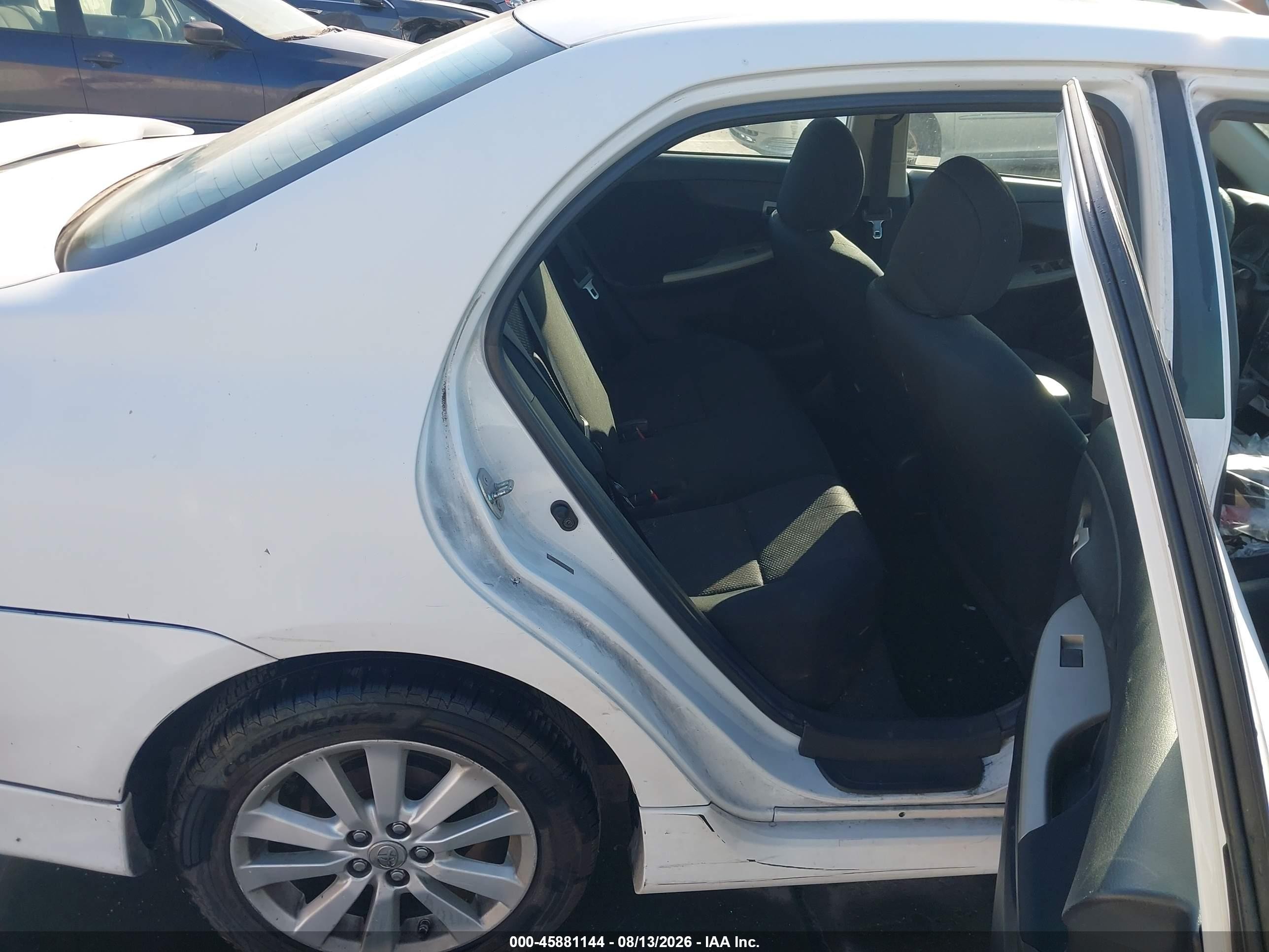 2010 Toyota Corolla S White vin: 2T1BU4EE4AC467373