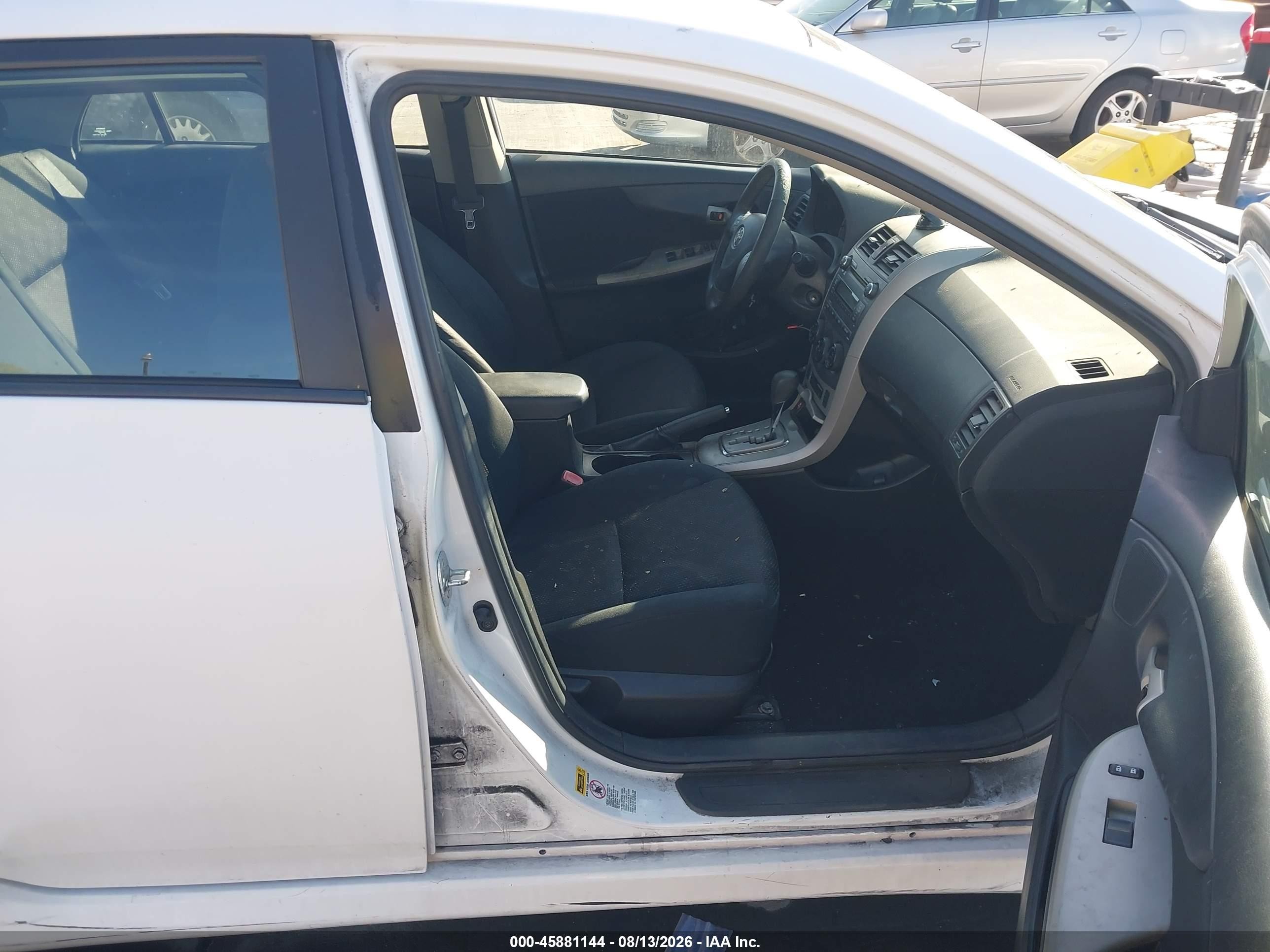 2010 Toyota Corolla S White vin: 2T1BU4EE4AC467373