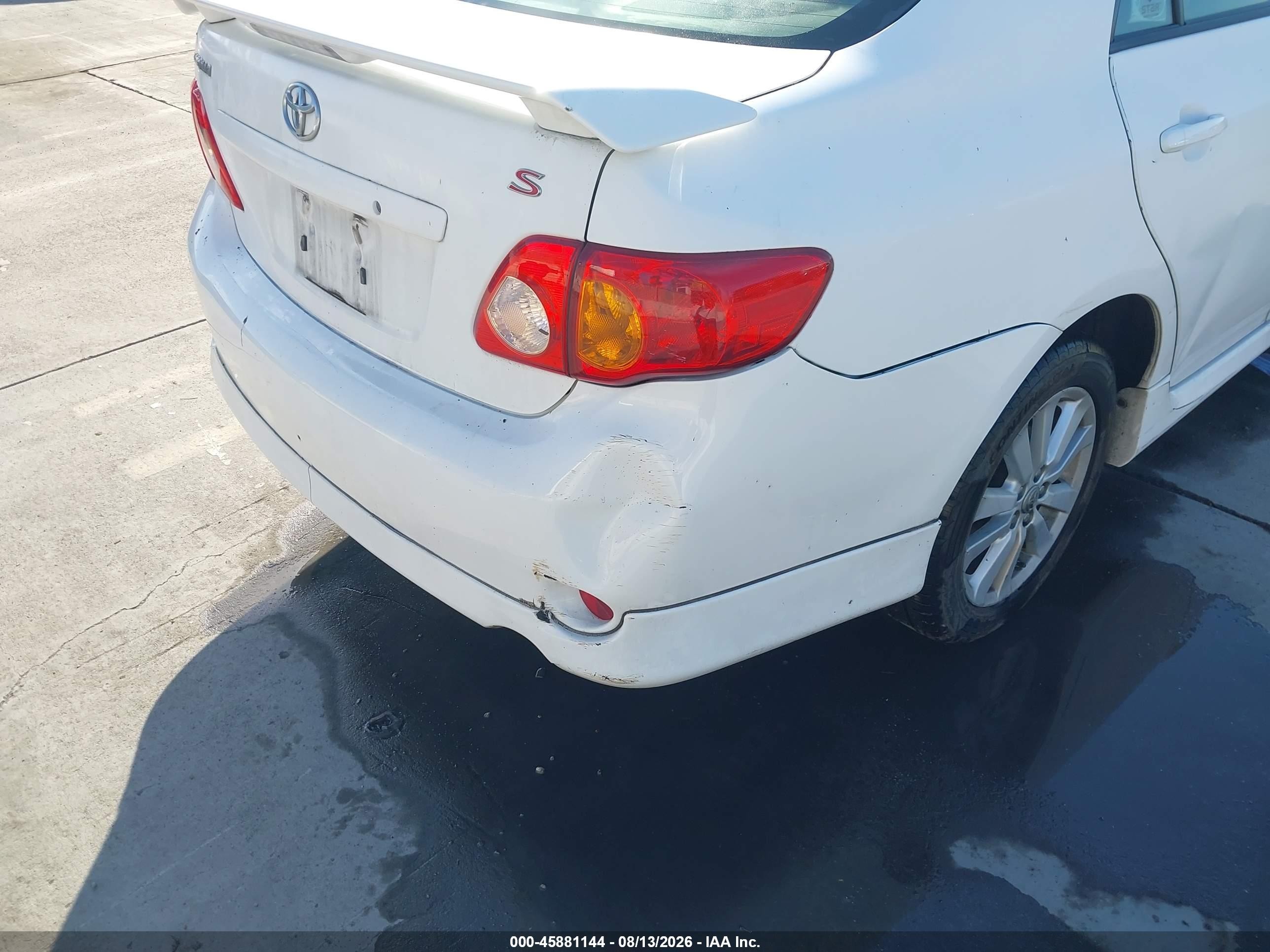 2010 Toyota Corolla S White vin: 2T1BU4EE4AC467373