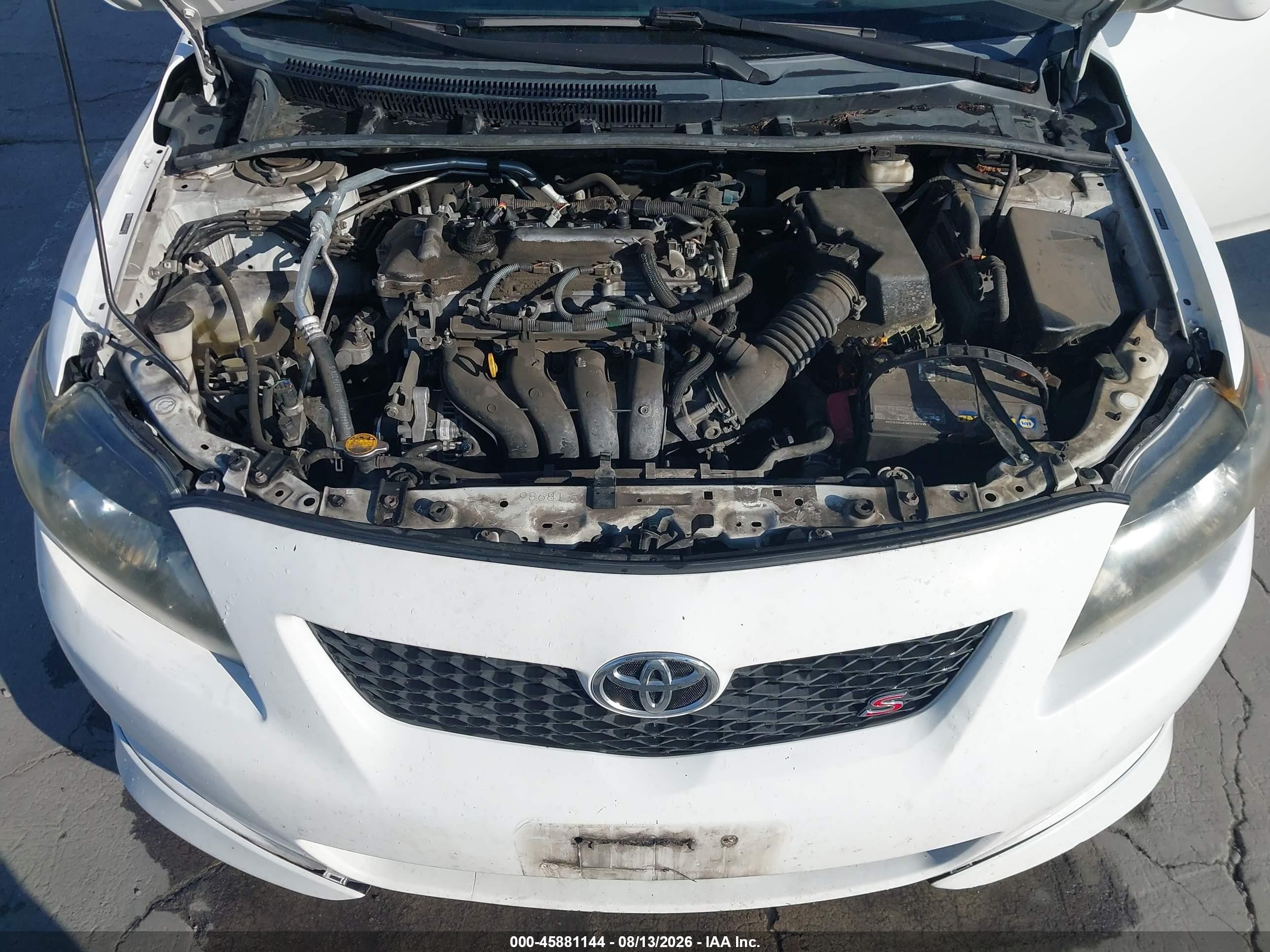 2010 Toyota Corolla S White vin: 2T1BU4EE4AC467373
