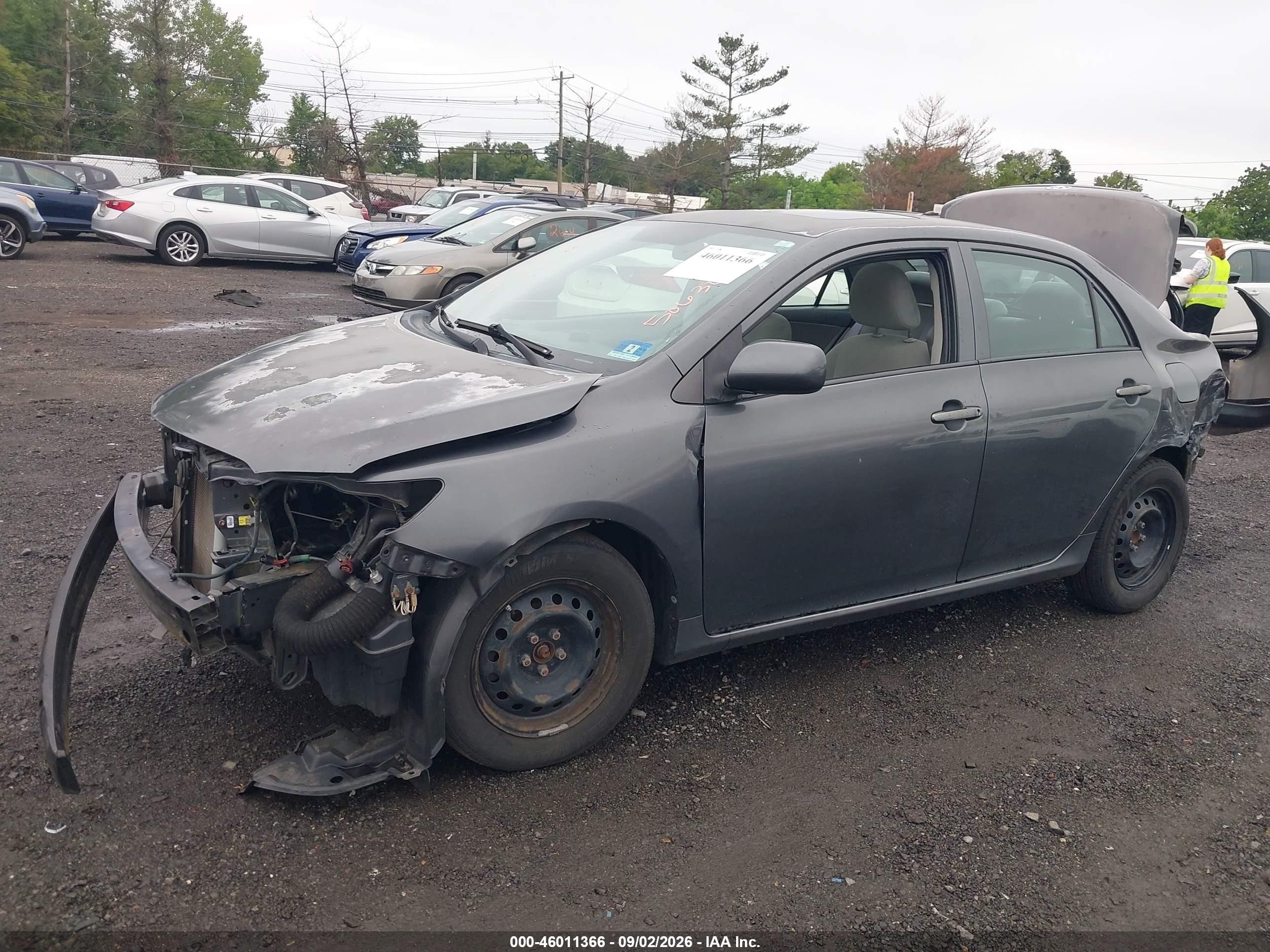 2010 Toyota Corolla Le Серый vin: 2T1BU4EE4AC506303