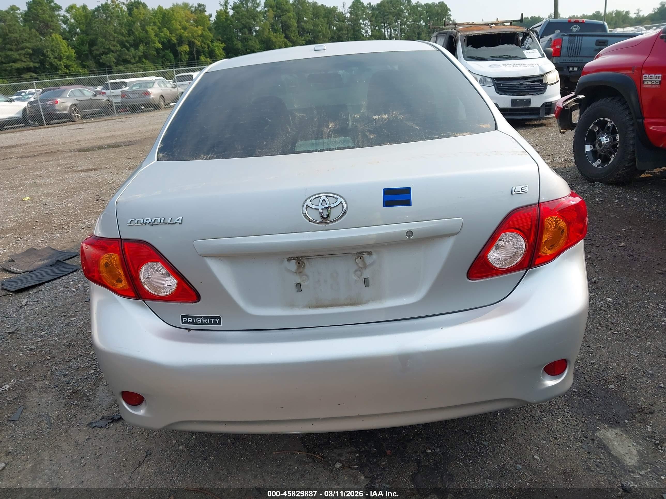 2010 Toyota Corolla Le Silver vin: 2T1BU4EE4AC519780