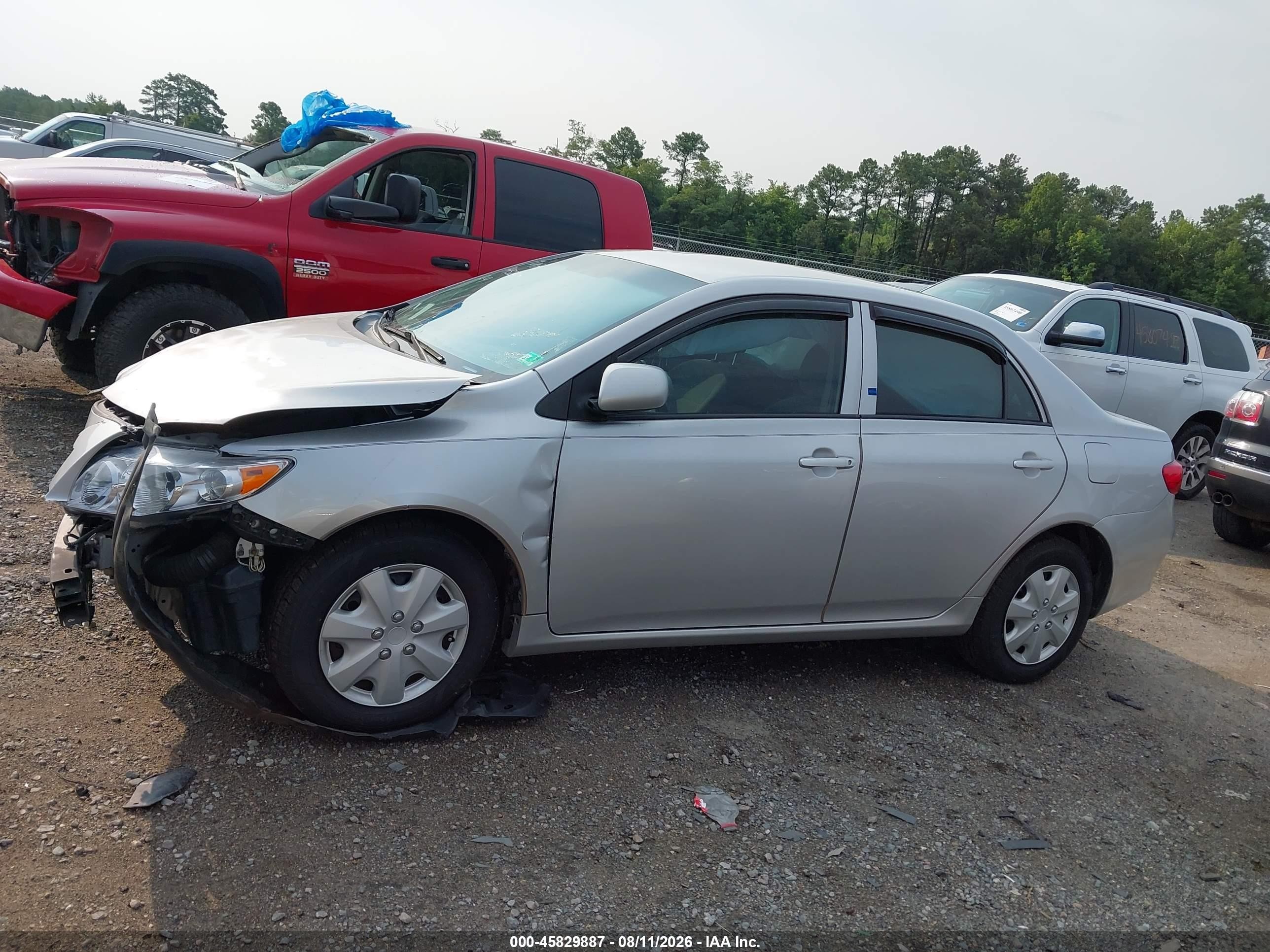 2010 Toyota Corolla Le Silver vin: 2T1BU4EE4AC519780