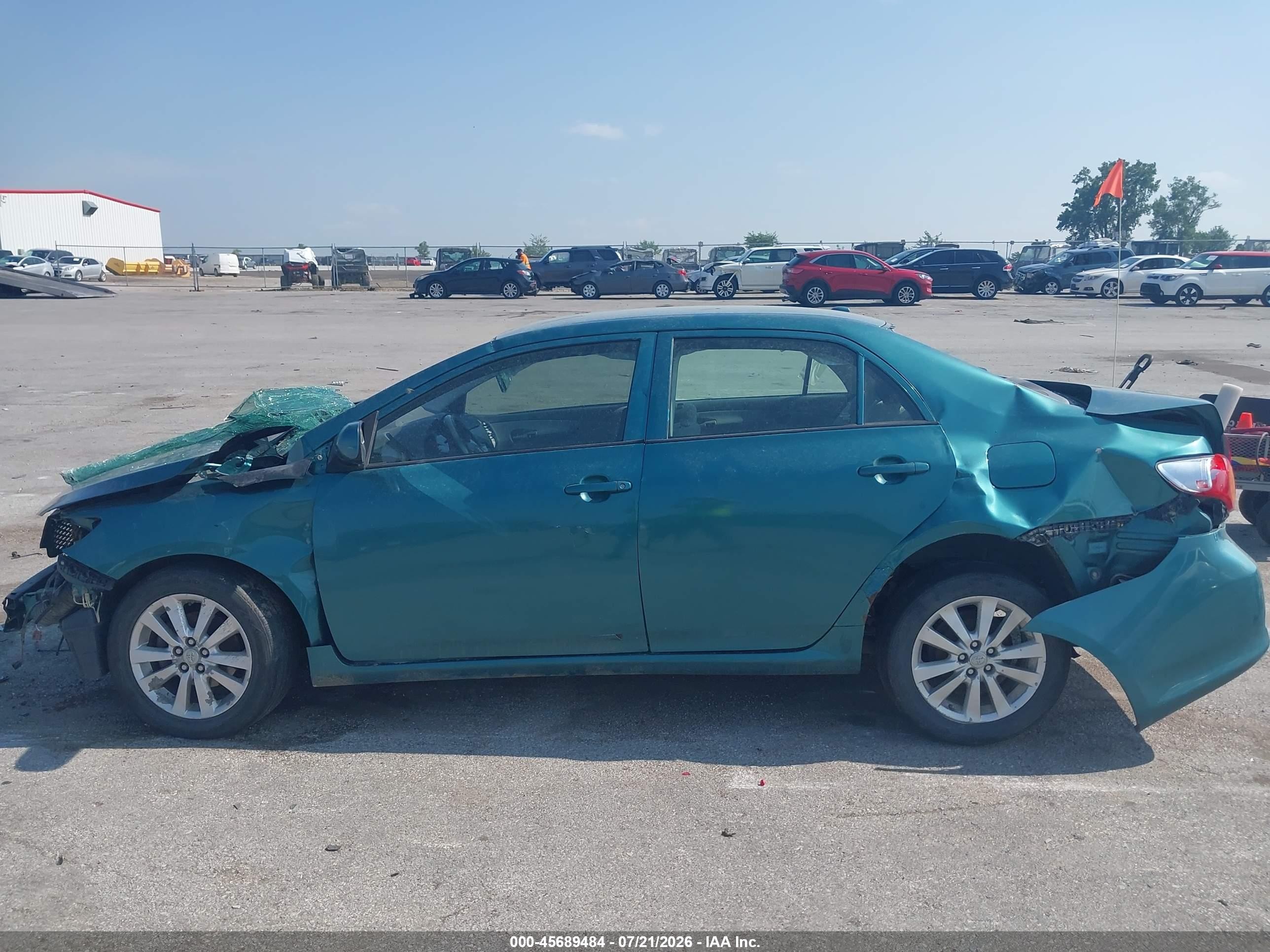 2010 Toyota Corolla Le Light Blue vin: 2T1BU4EE4AC520525