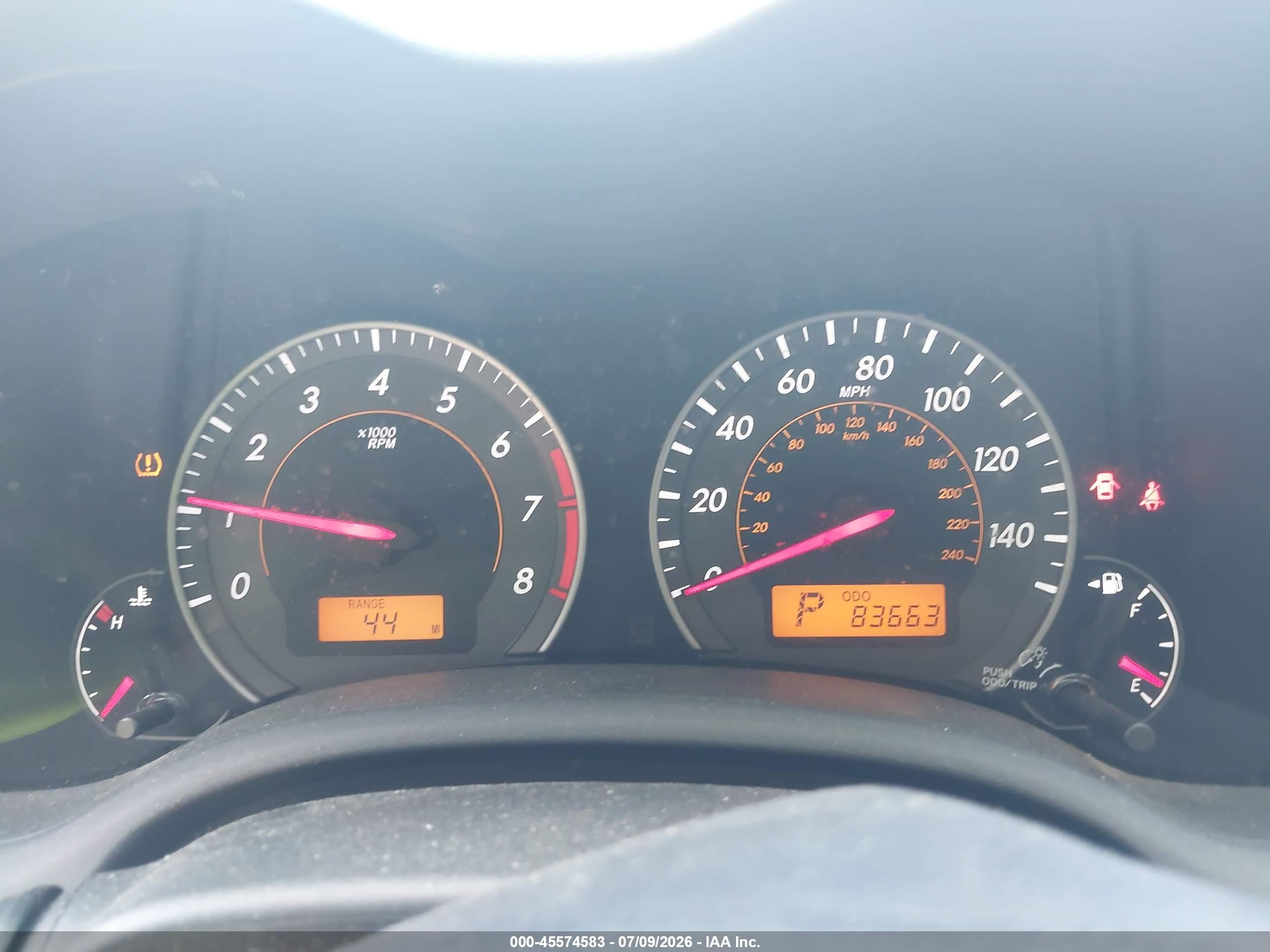 2010 Toyota Corolla S Серебряный vin: 2T1BU4EE4AC526924