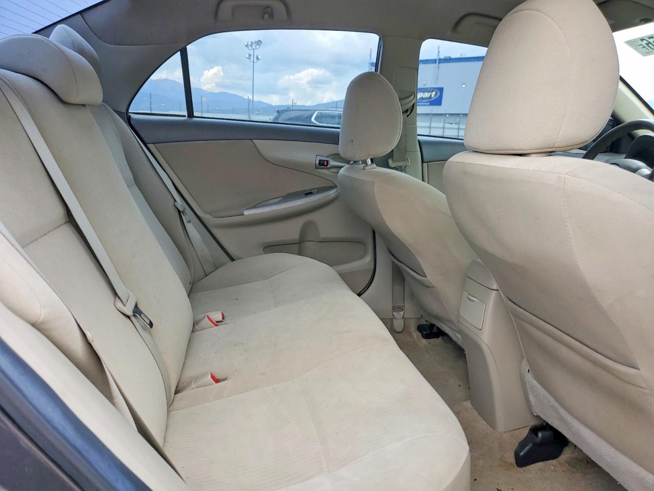 2010 Toyota Corolla Le Gray vin: 2T1BU4EE4AC532013