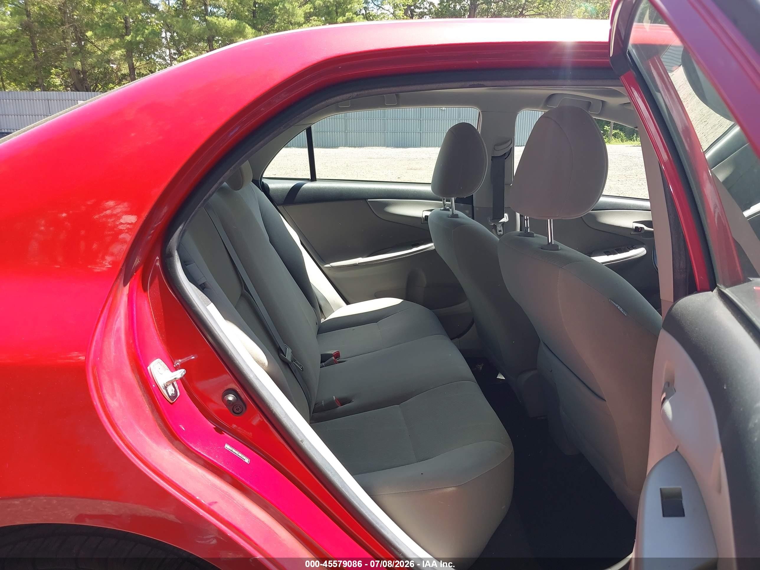 2011 Toyota Corolla Le Красный vin: 2T1BU4EE4BC538329