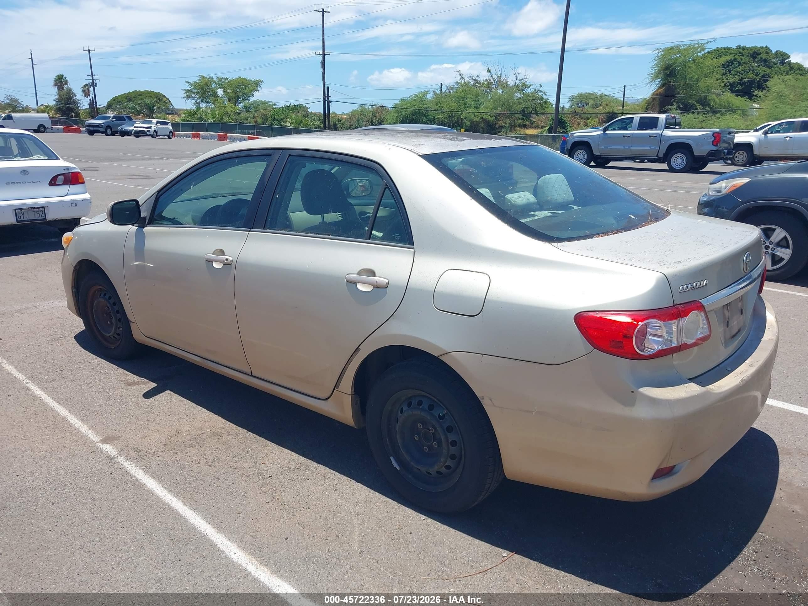 2011 Toyota Corolla Le Gold vin: 2T1BU4EE4BC546009