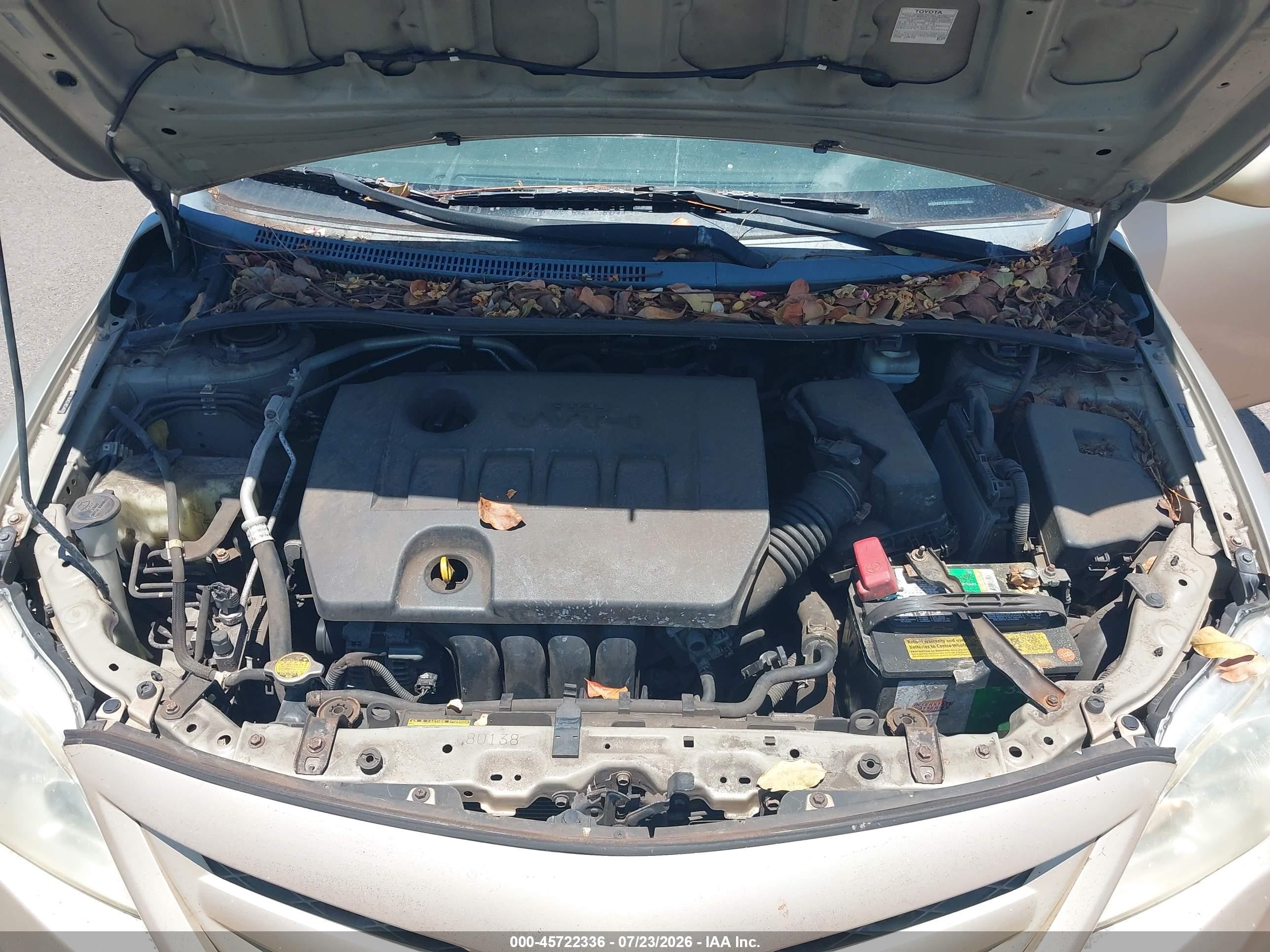 2011 Toyota Corolla Le Gold vin: 2T1BU4EE4BC546009