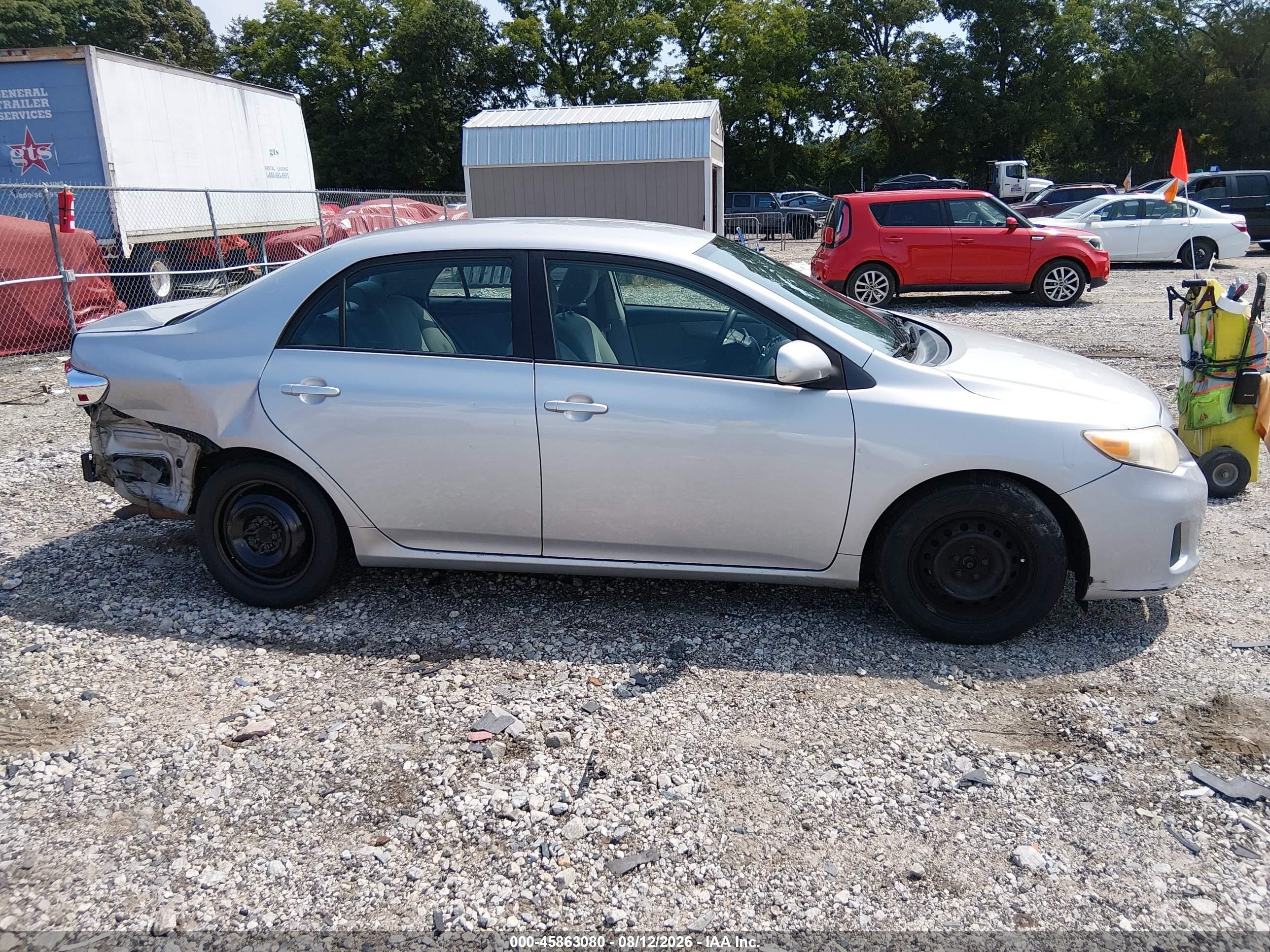 2011 Toyota Corolla Le Silver vin: 2T1BU4EE4BC559245