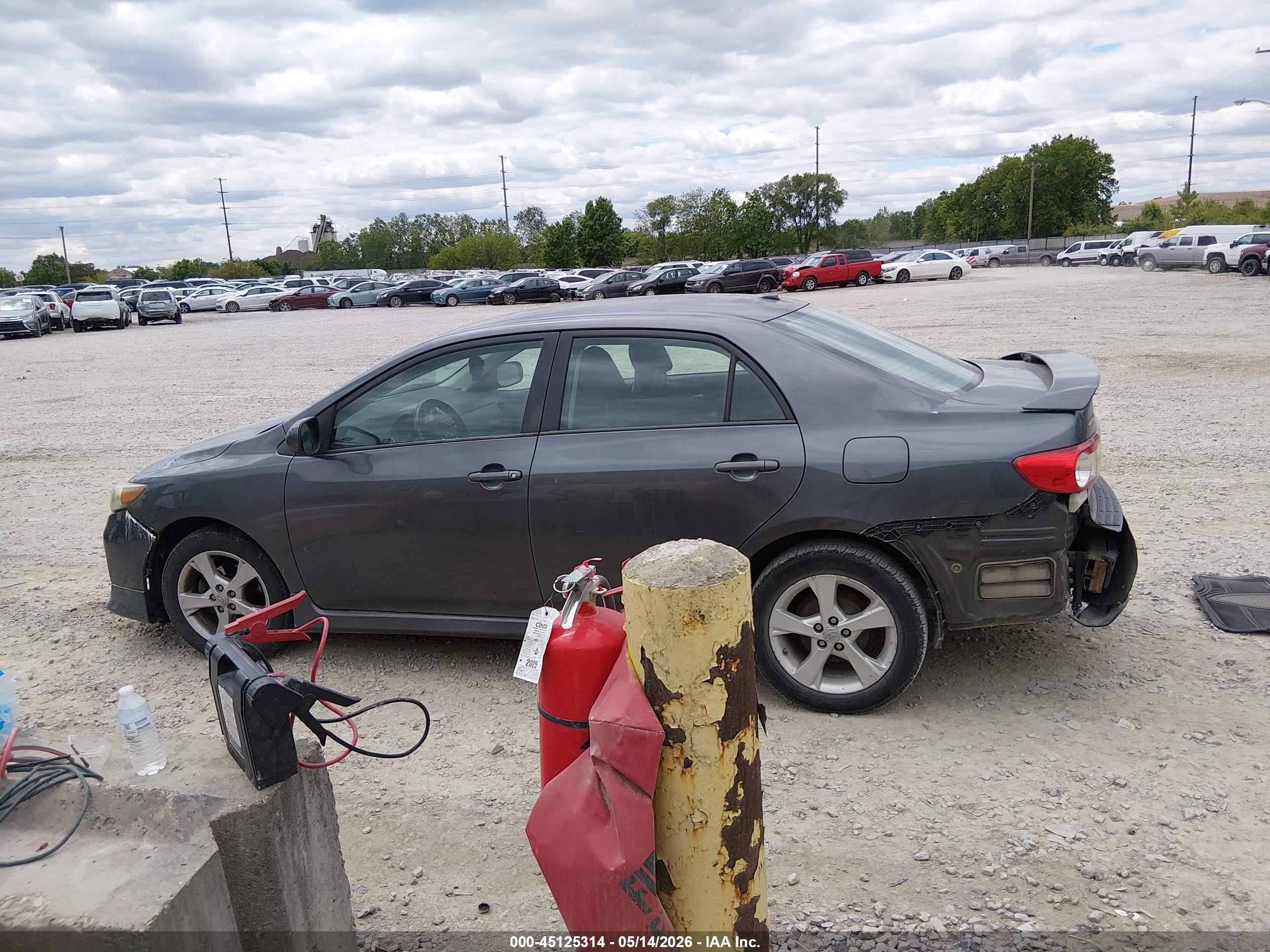 2011 Toyota Corolla S Gray vin: 2T1BU4EE4BC602921