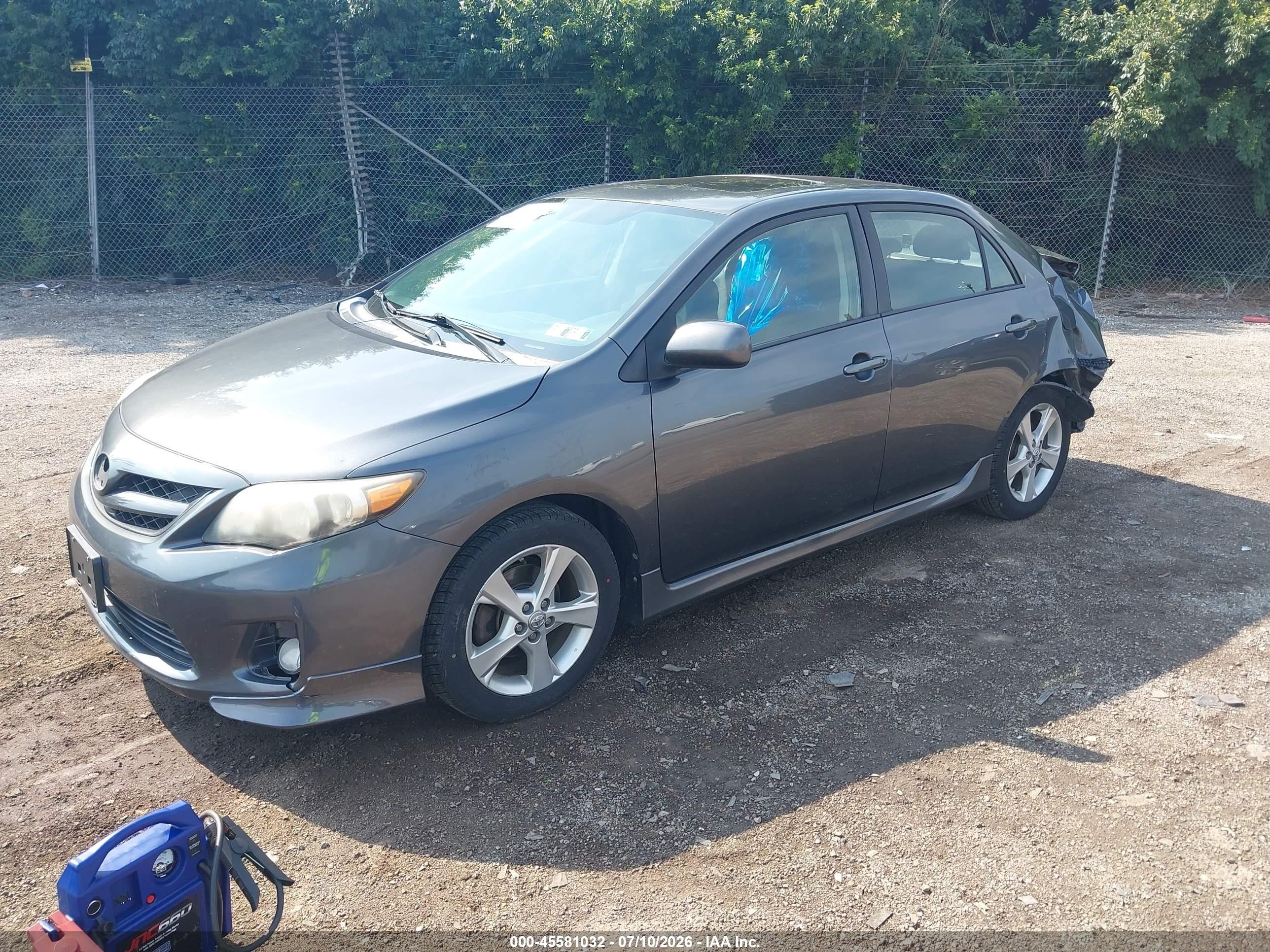 2011 Toyota Corolla S/le Серый vin: 2T1BU4EE4BC623252