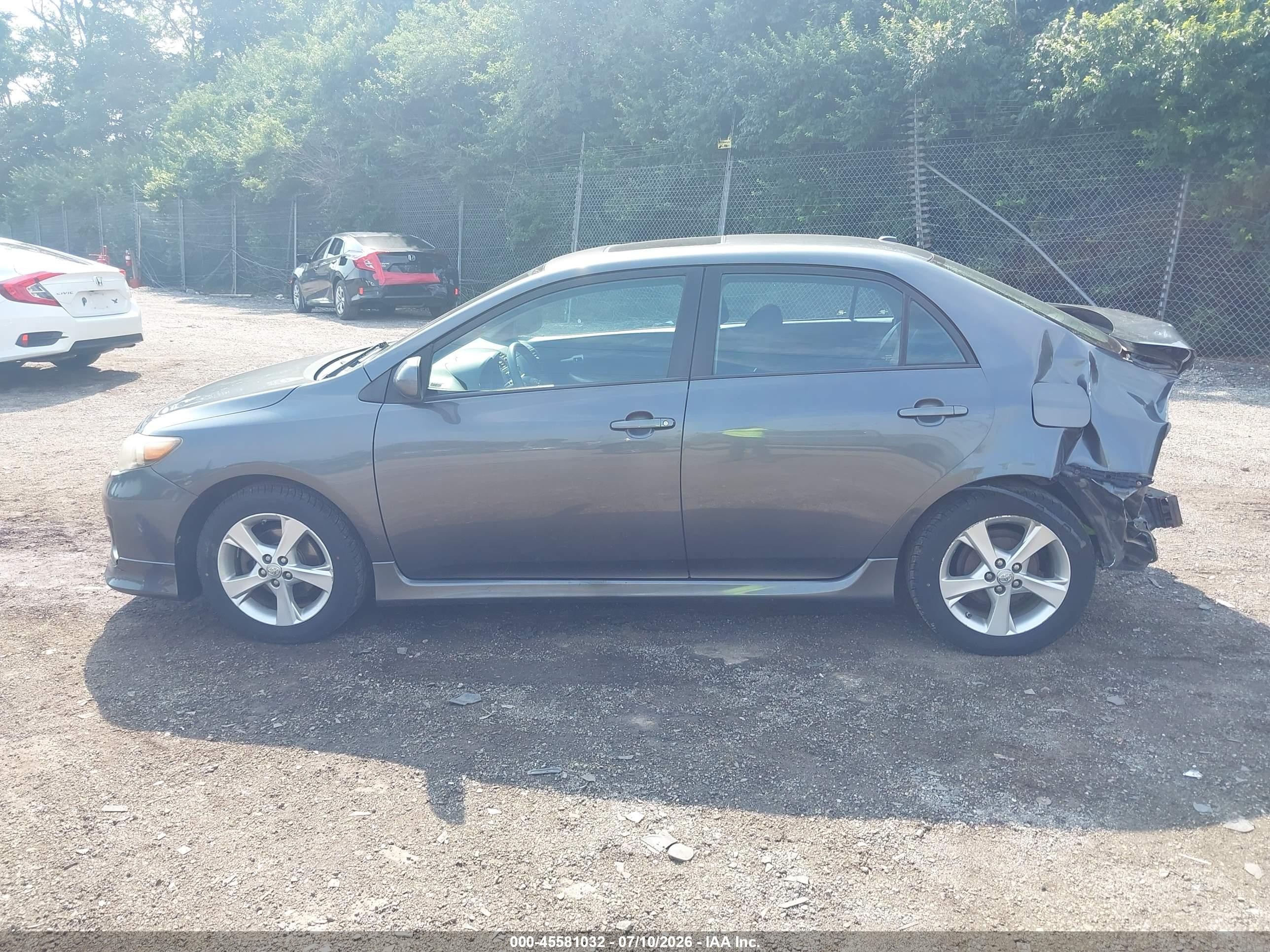 2011 Toyota Corolla S/le Серый vin: 2T1BU4EE4BC623252