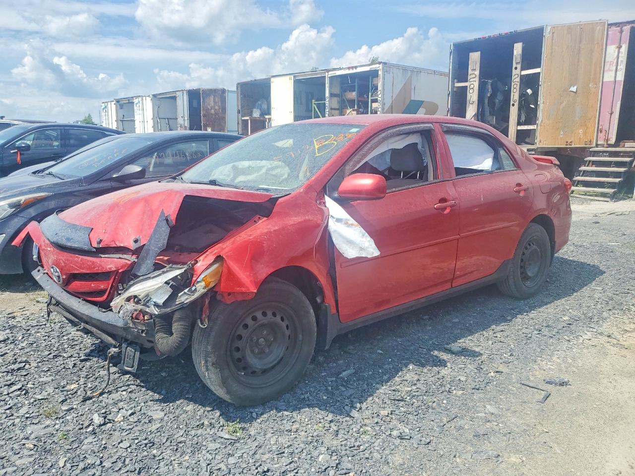 2011 Toyota Corolla Base Red vin: 2T1BU4EE4BC634770