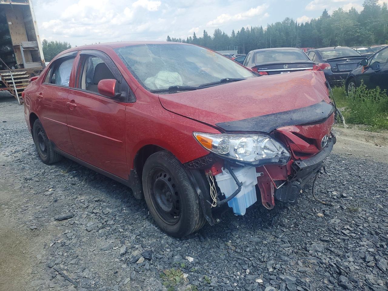 2011 Toyota Corolla Base Red vin: 2T1BU4EE4BC634770