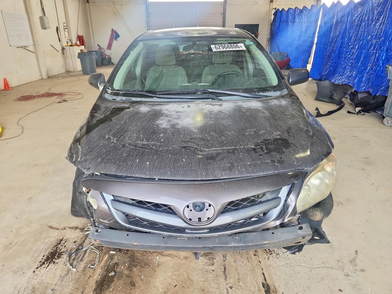 2011 Toyota Corolla Le Gray vin: 2T1BU4EE4BC639130