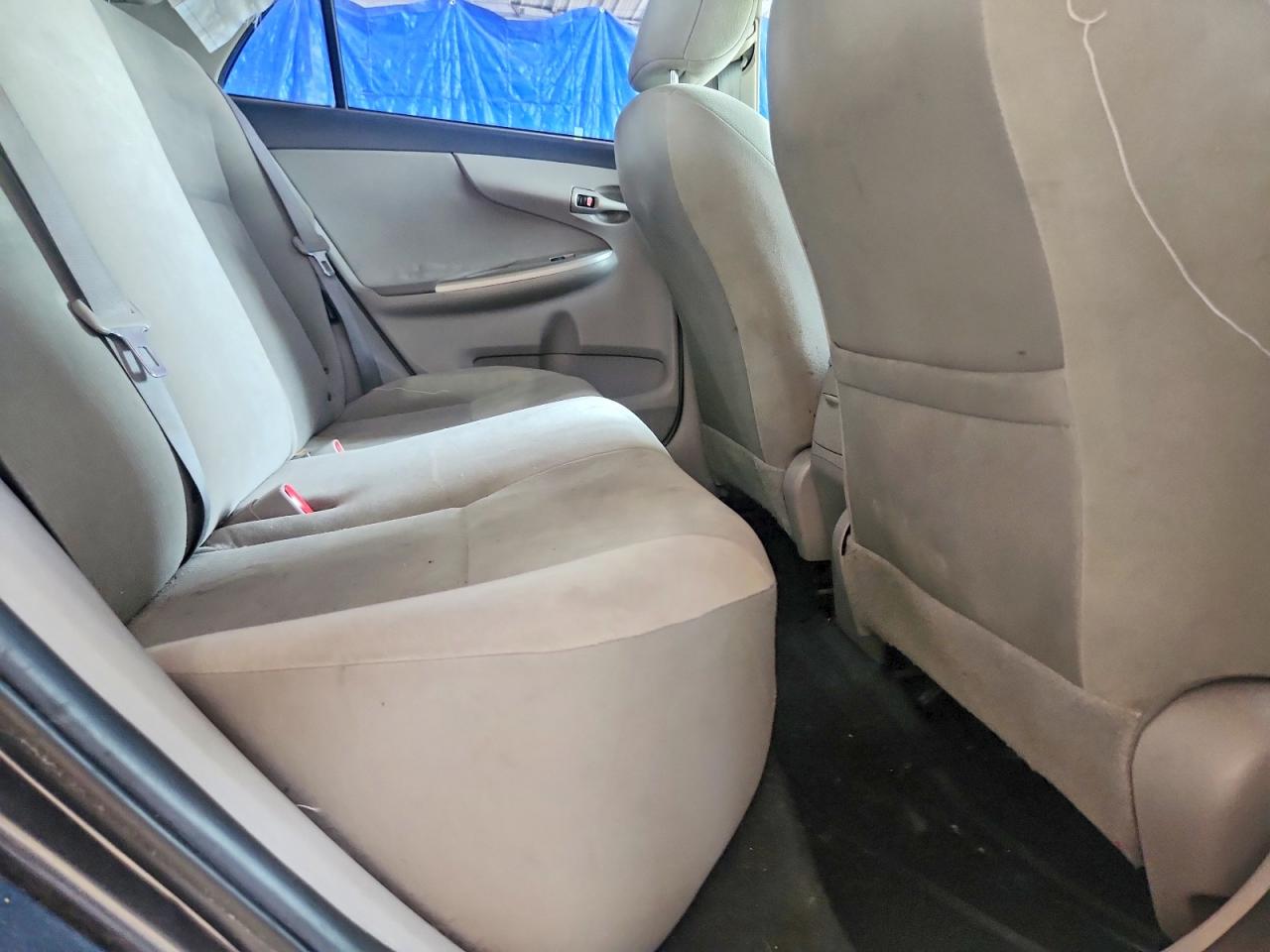 2011 Toyota Corolla Le Gray vin: 2T1BU4EE4BC639130