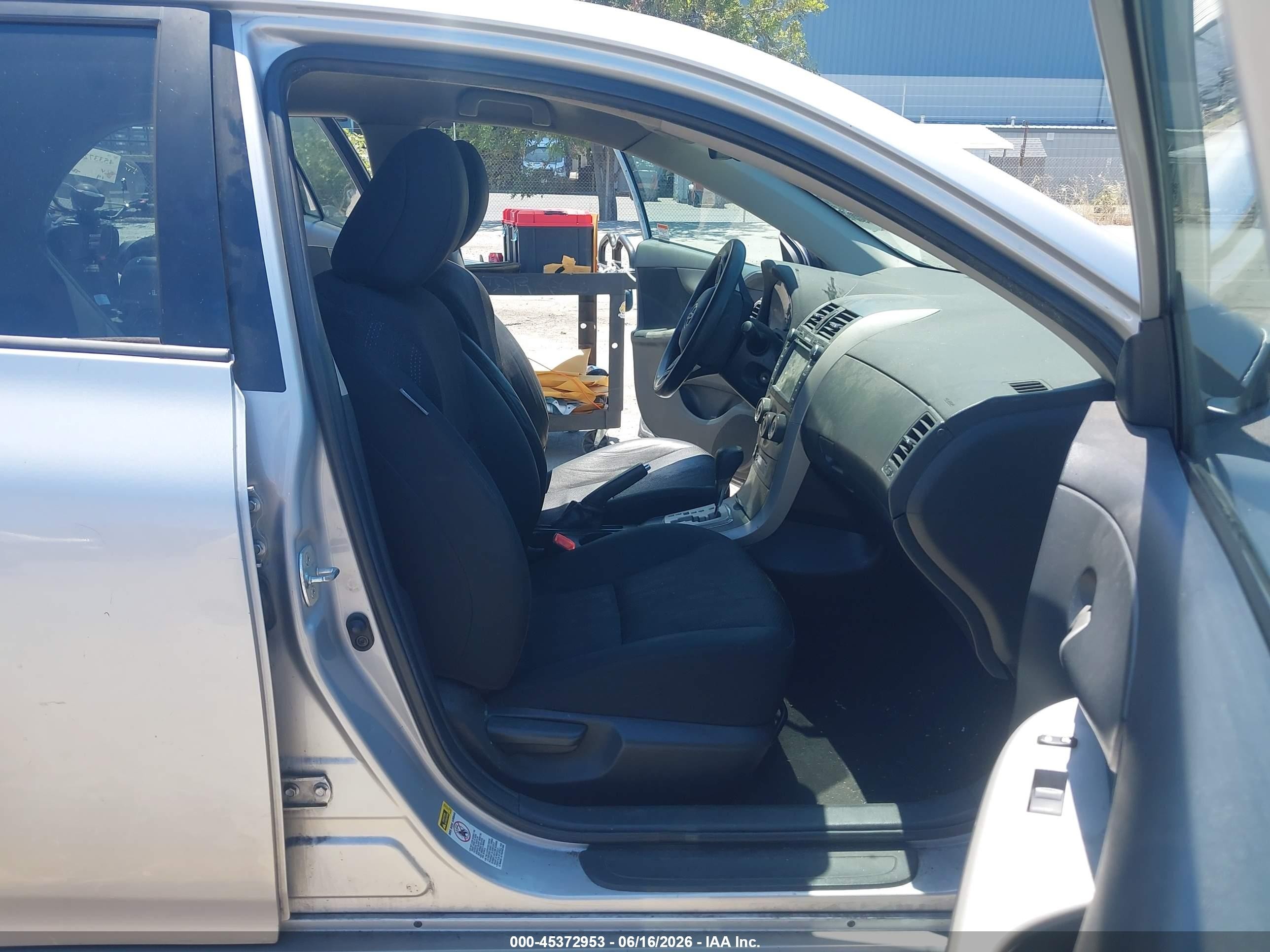 2011 Toyota Corolla S Gray vin: 2T1BU4EE4BC639998
