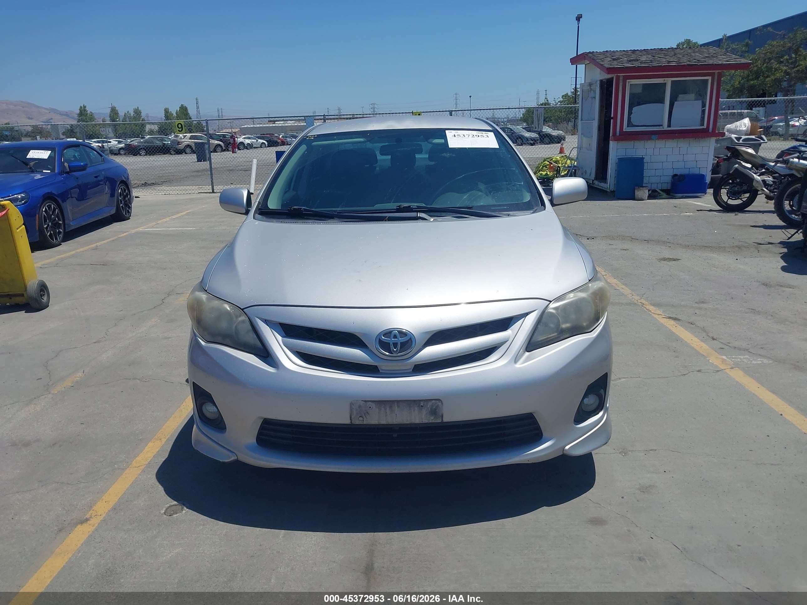 2011 Toyota Corolla S Gray vin: 2T1BU4EE4BC639998