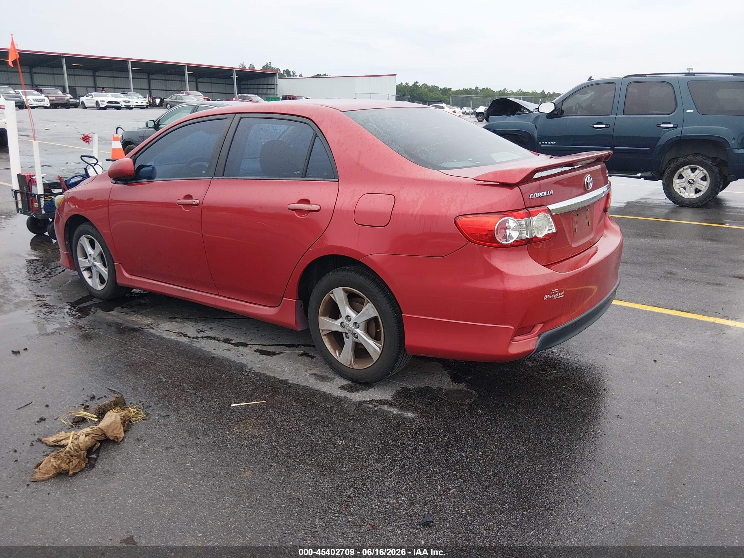 2011 Toyota Corolla S Red vin: 2T1BU4EE4BC658504