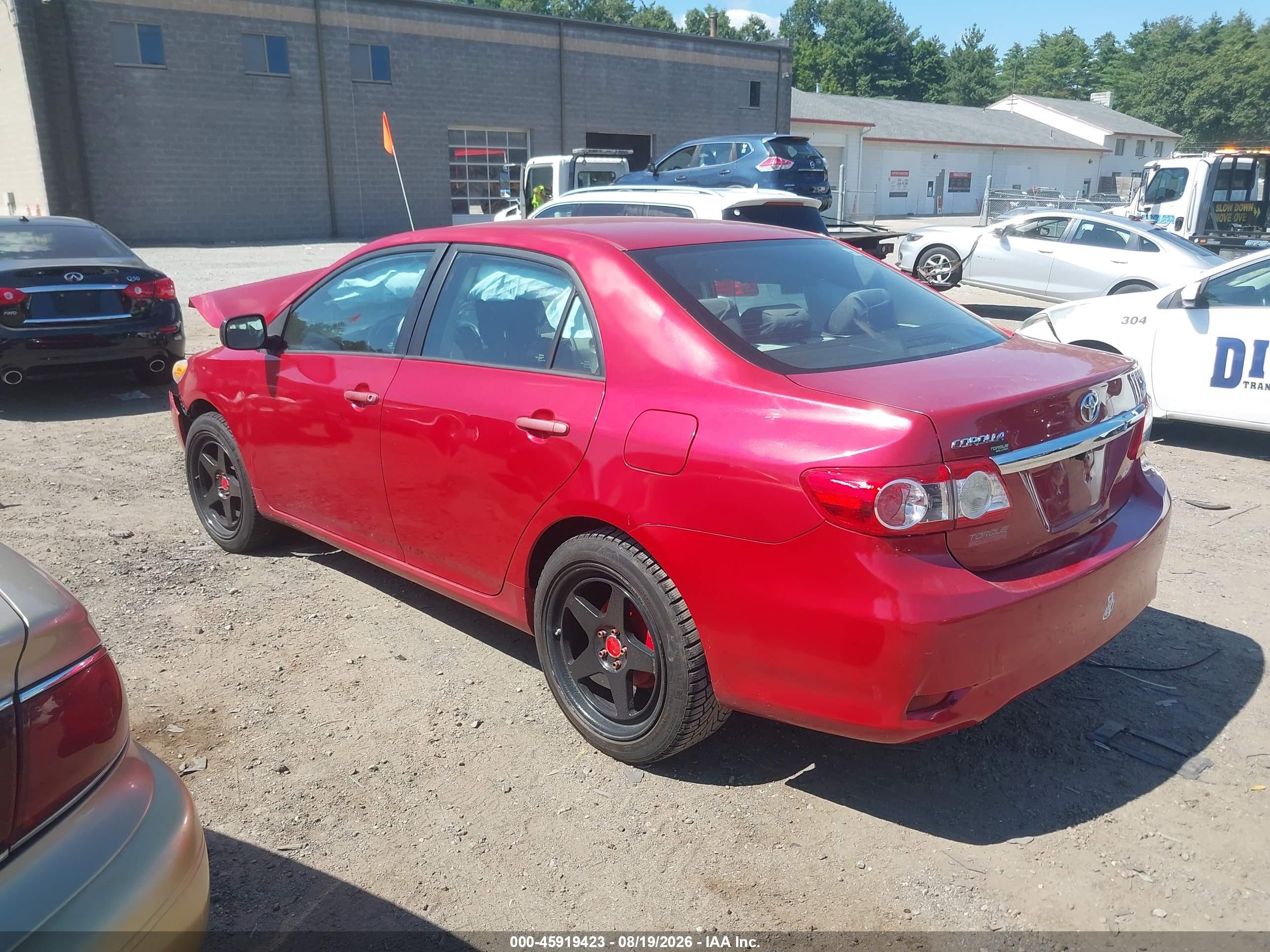2011 Toyota Corolla Le Red vin: 2T1BU4EE4BC664819