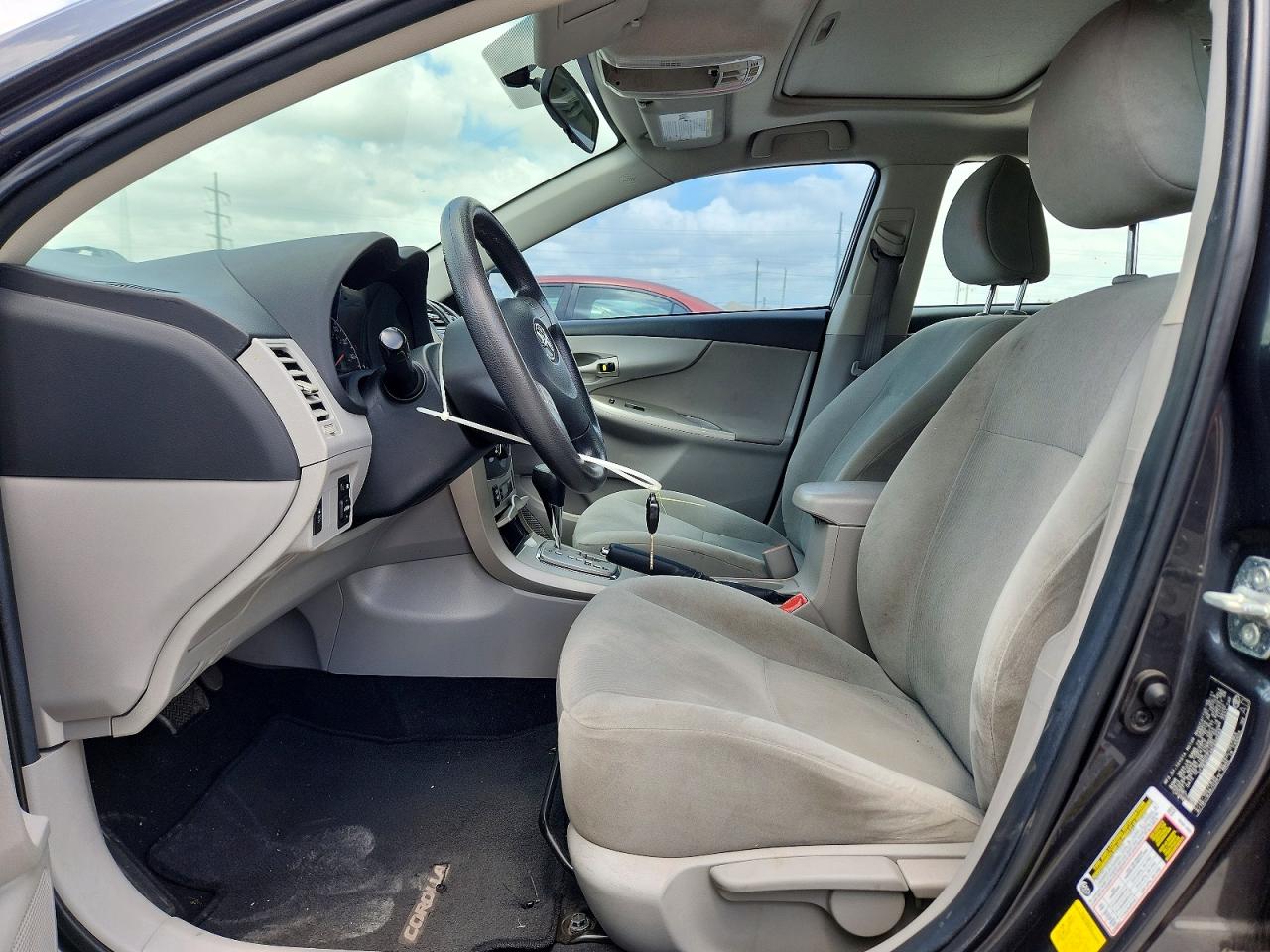 2011 Toyota Corolla Le Gray vin: 2T1BU4EE4BC668689