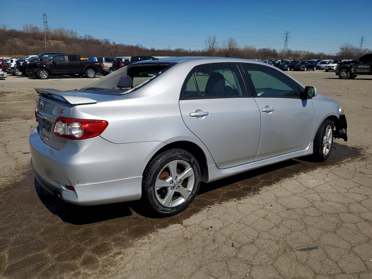 2011 Toyota Corolla S Silver vin: 2T1BU4EE4BC686805